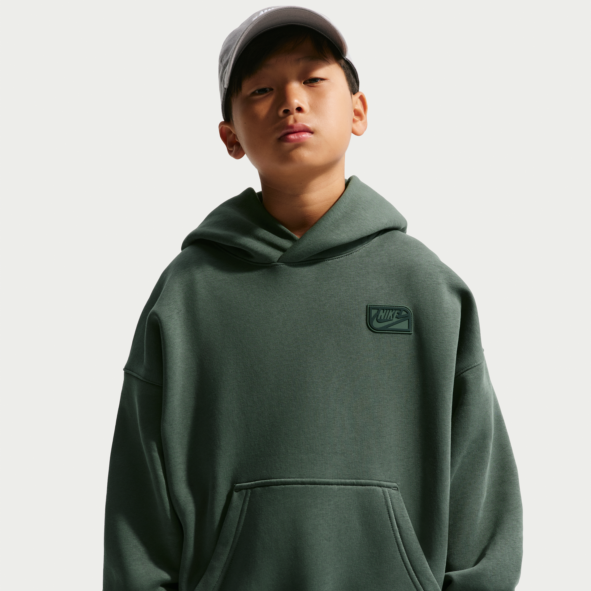 Nike Sportswear Club Fleece Big Kids' Oversized Fleece Hoodie in Green | IO1684-303