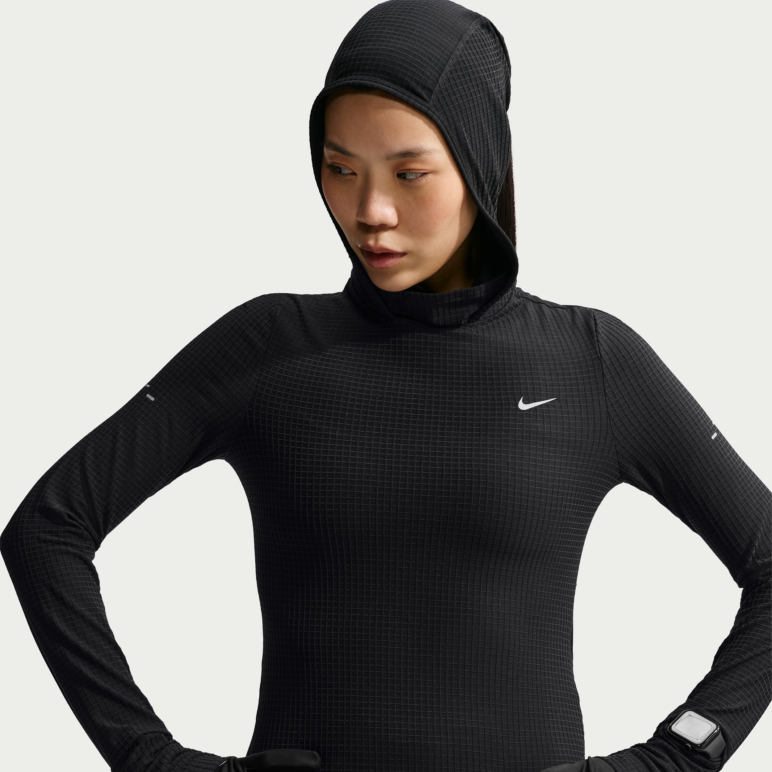 Nike Women's Swift Therma-FIT Long-Sleeve Hooded Running Top in Black | IM8044-010