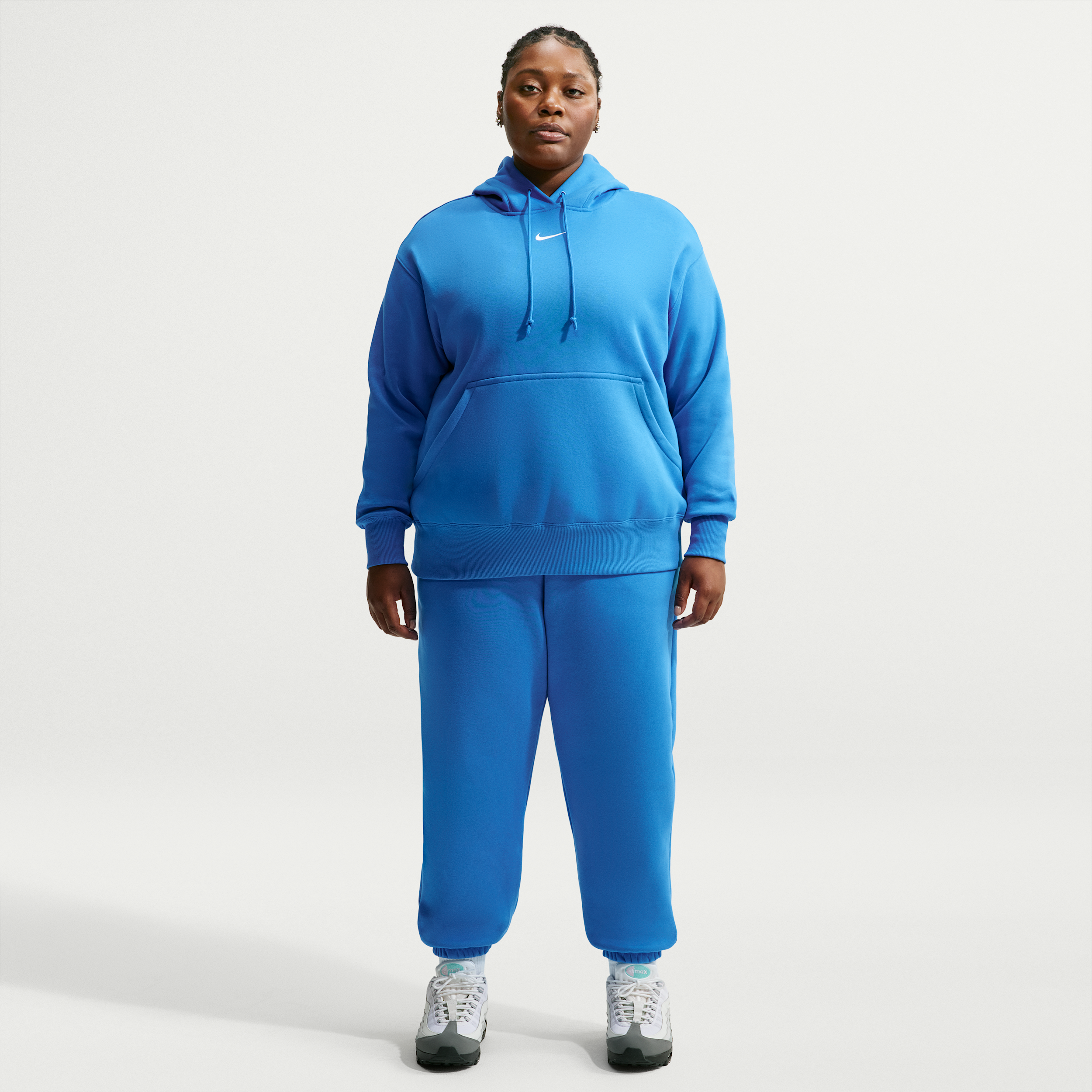 Women's Nike Sportswear Phoenix Fleece High-Waisted Oversized Sweatpants (Plus Size) in Blue | FZ5998-435