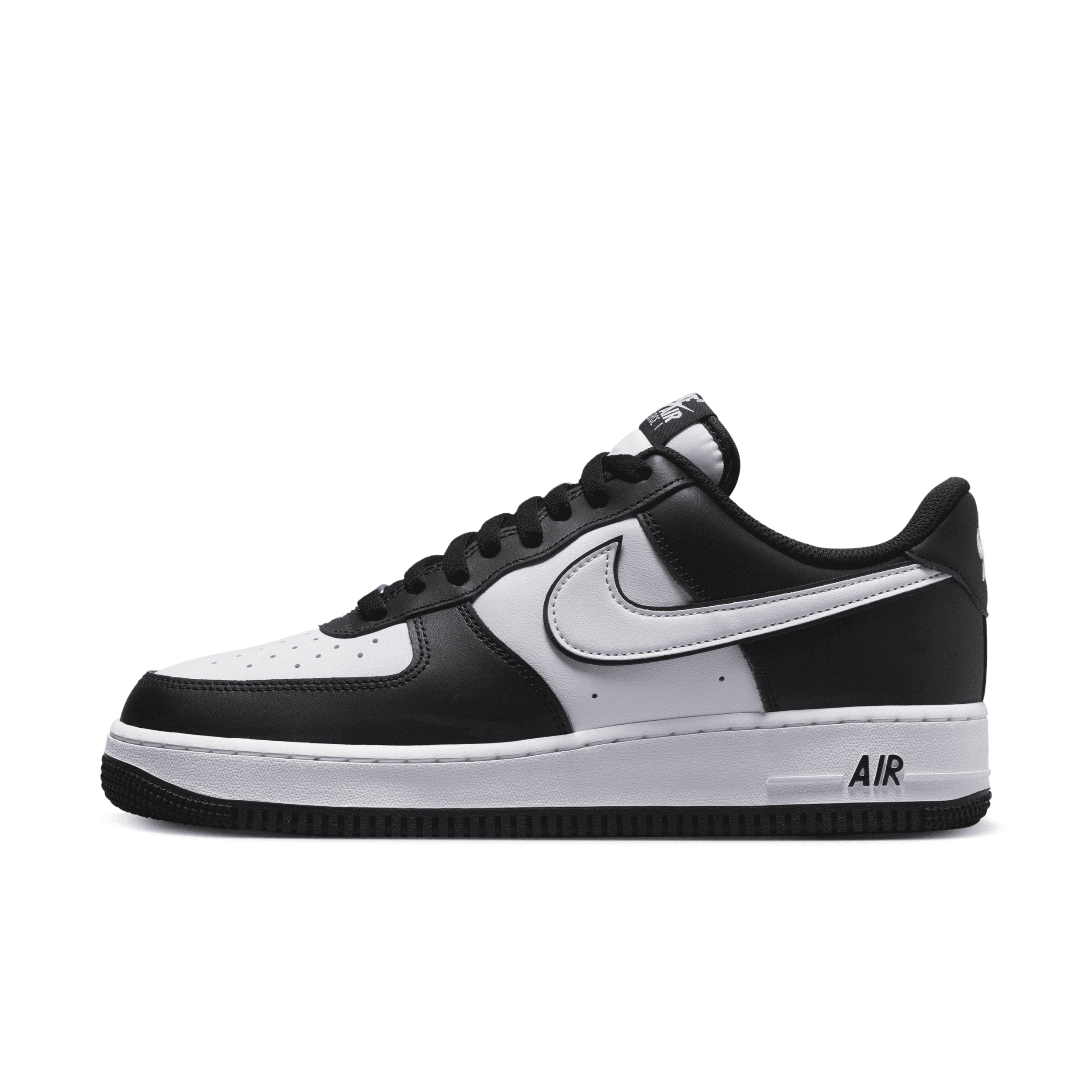 Nike Men's Air Force 1 '07 Shoes In Black