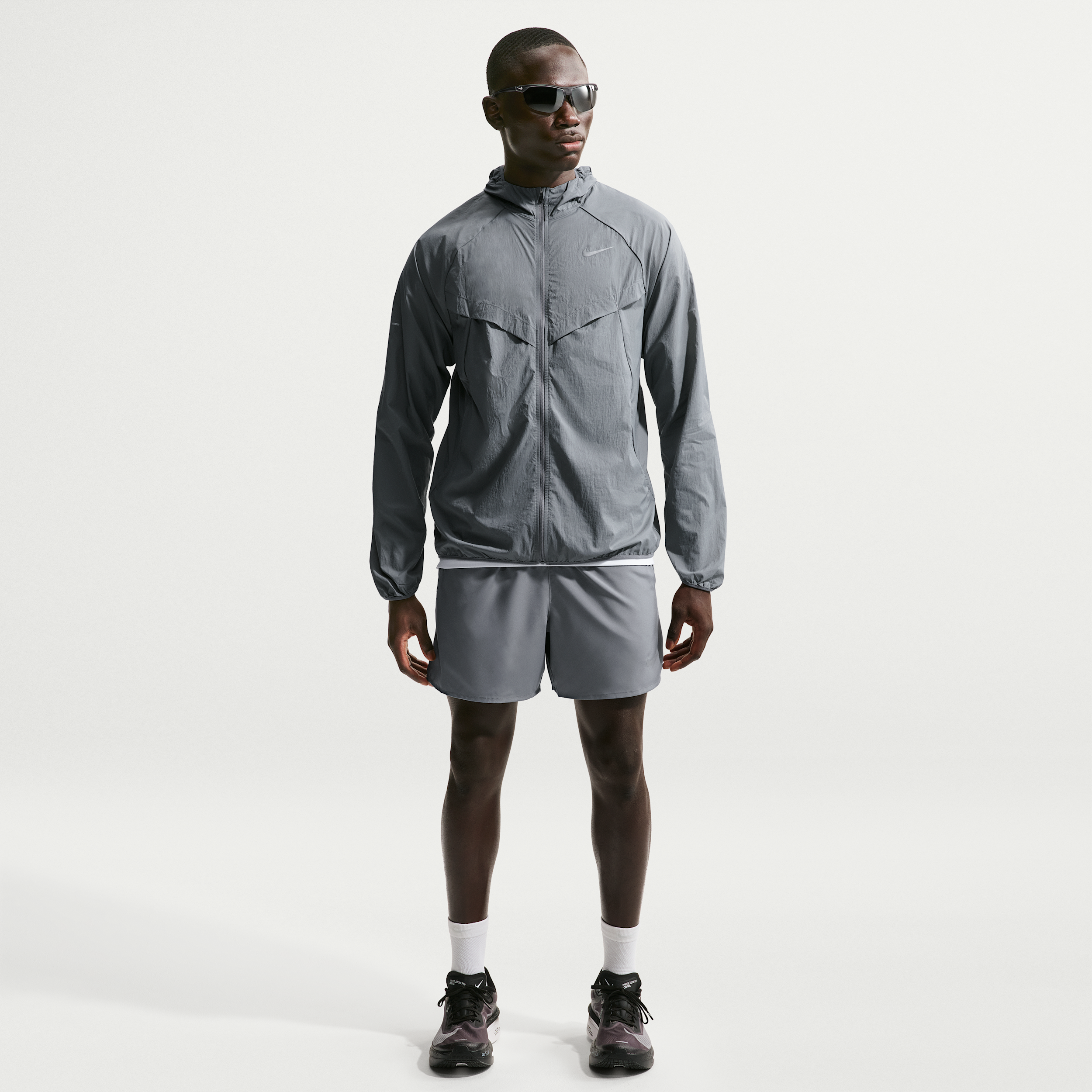 Nike Mens Dri-FIT Challenger 5BF Shorts - - Smoke Grey / Smoke Grey / Black Size 4XL