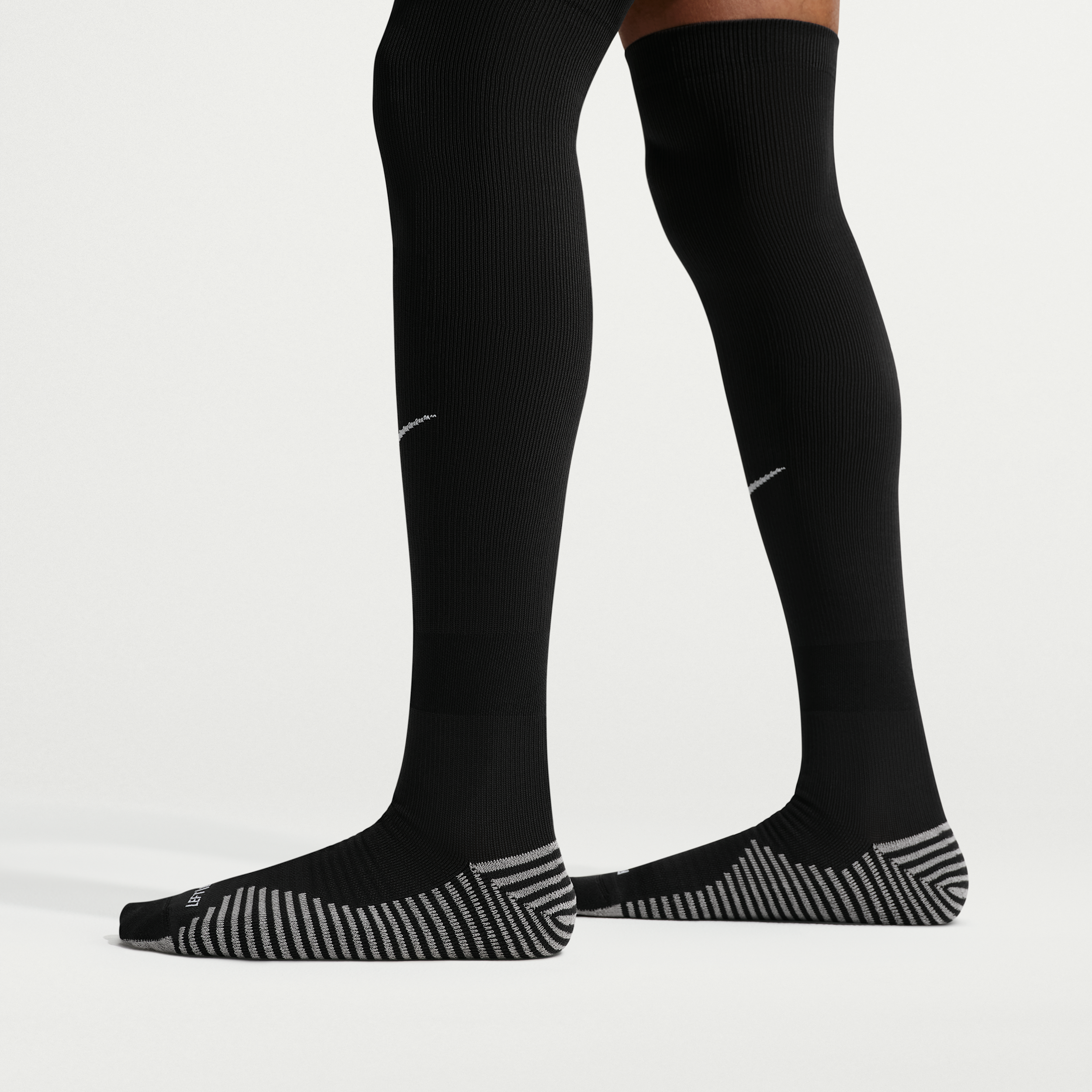 Nike Strike Soccer Knee-High Soccer Socks, Men's, Small, Black/White