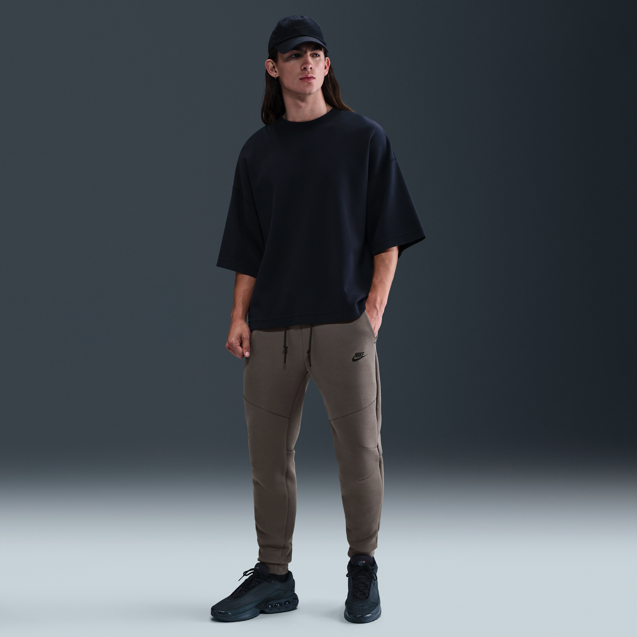 Nike Men's Tech Fleece Jogger Pants In Gray