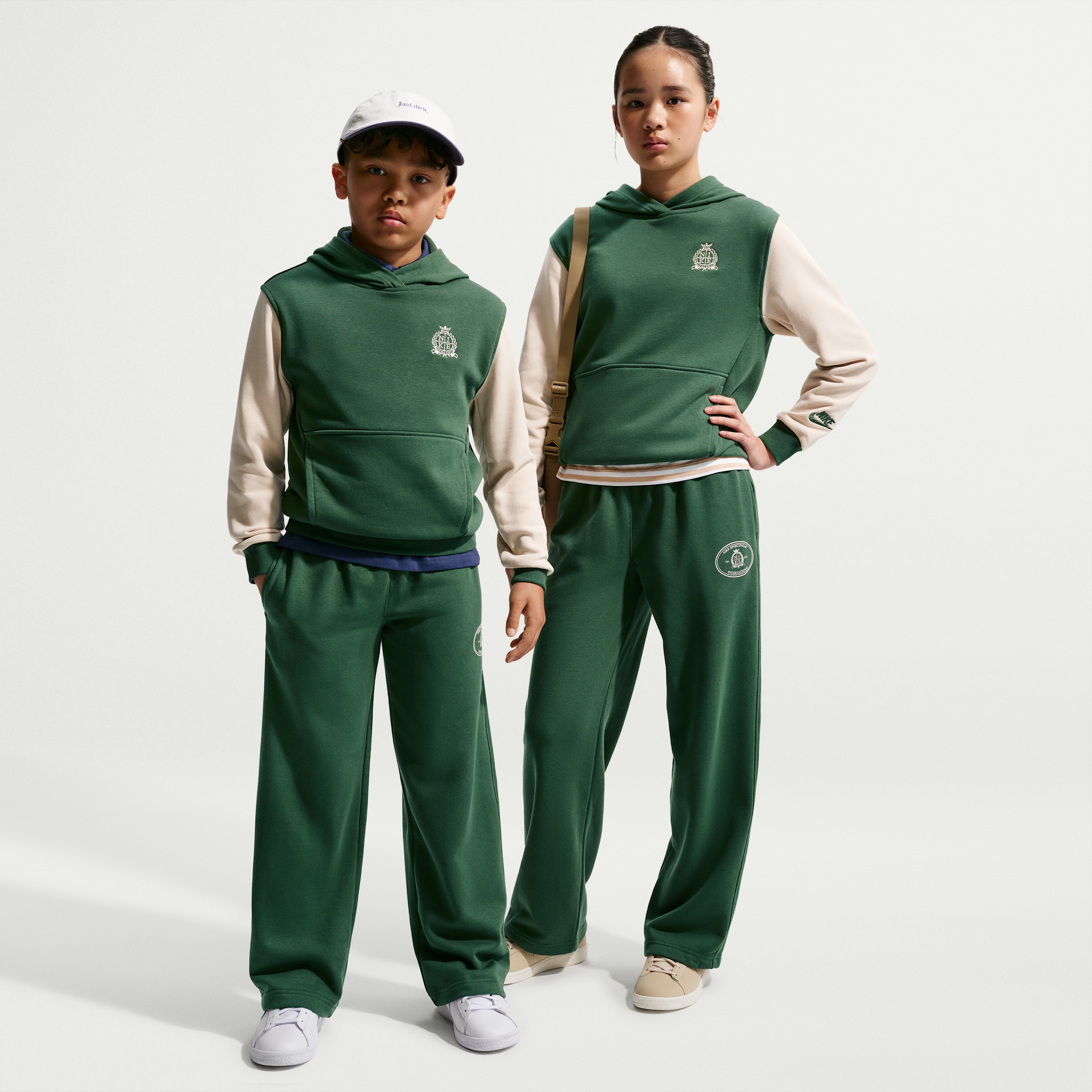 Nike Sportswear Club Big Kids' French Terry Open-Hem Pants in Green | IV5264-323
