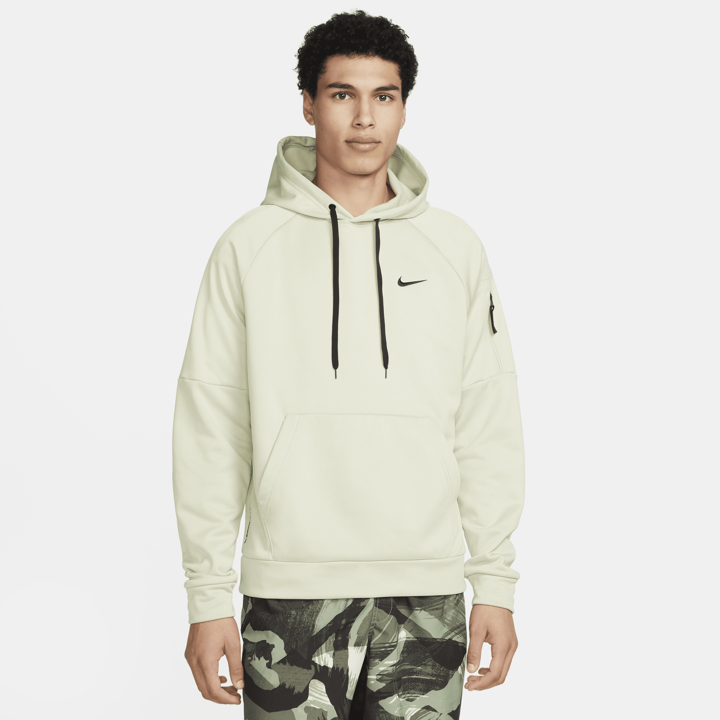Nike Men's  Therma Therma-fit Hooded Fitness Pullover In Green