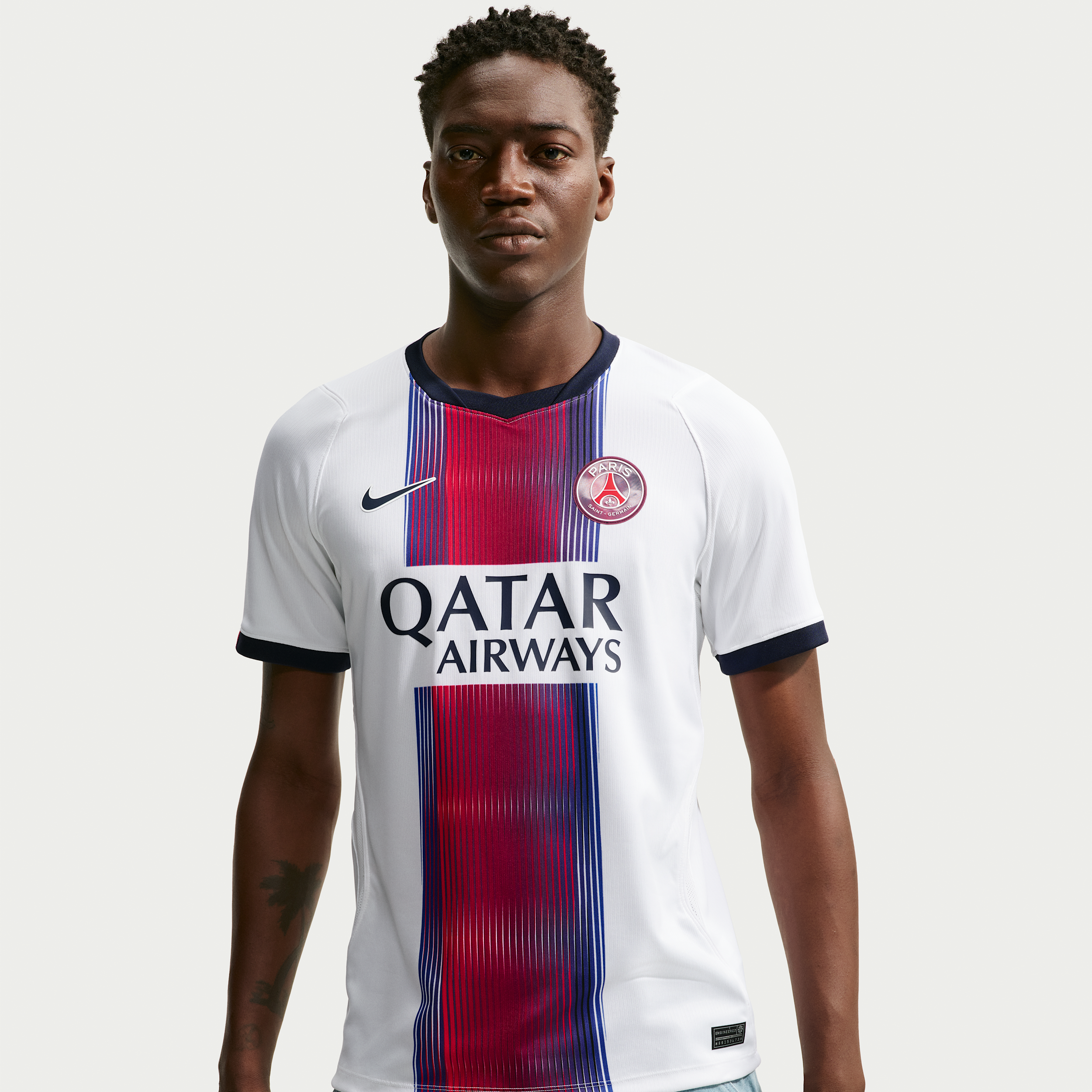 Nike Men's Paris Saint-Germain 2026-27 Stadium Away Dri-FIT Replica Soccer Jersey in White/College Navy/College Navy Size: Small