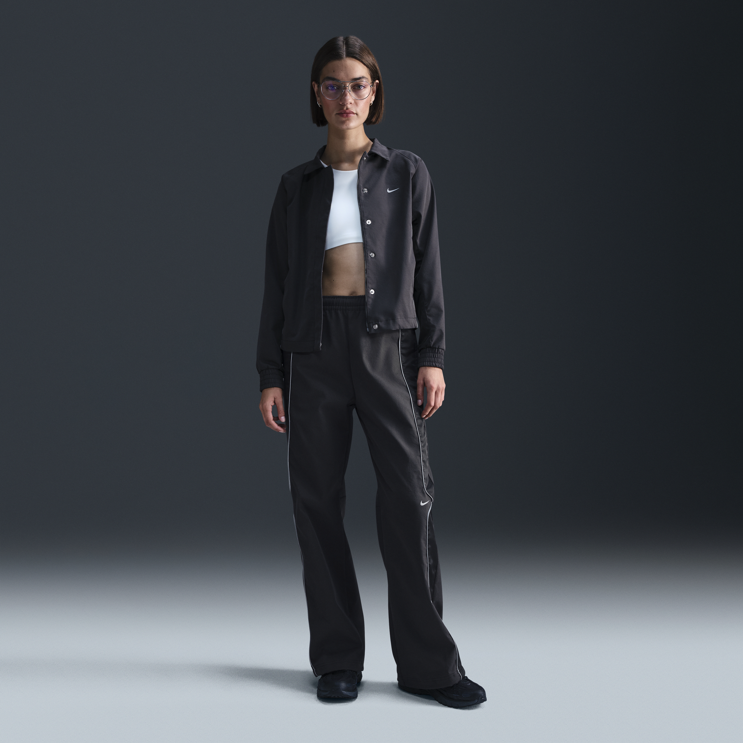 Nike Women's Sportswear Woven Pants In Black