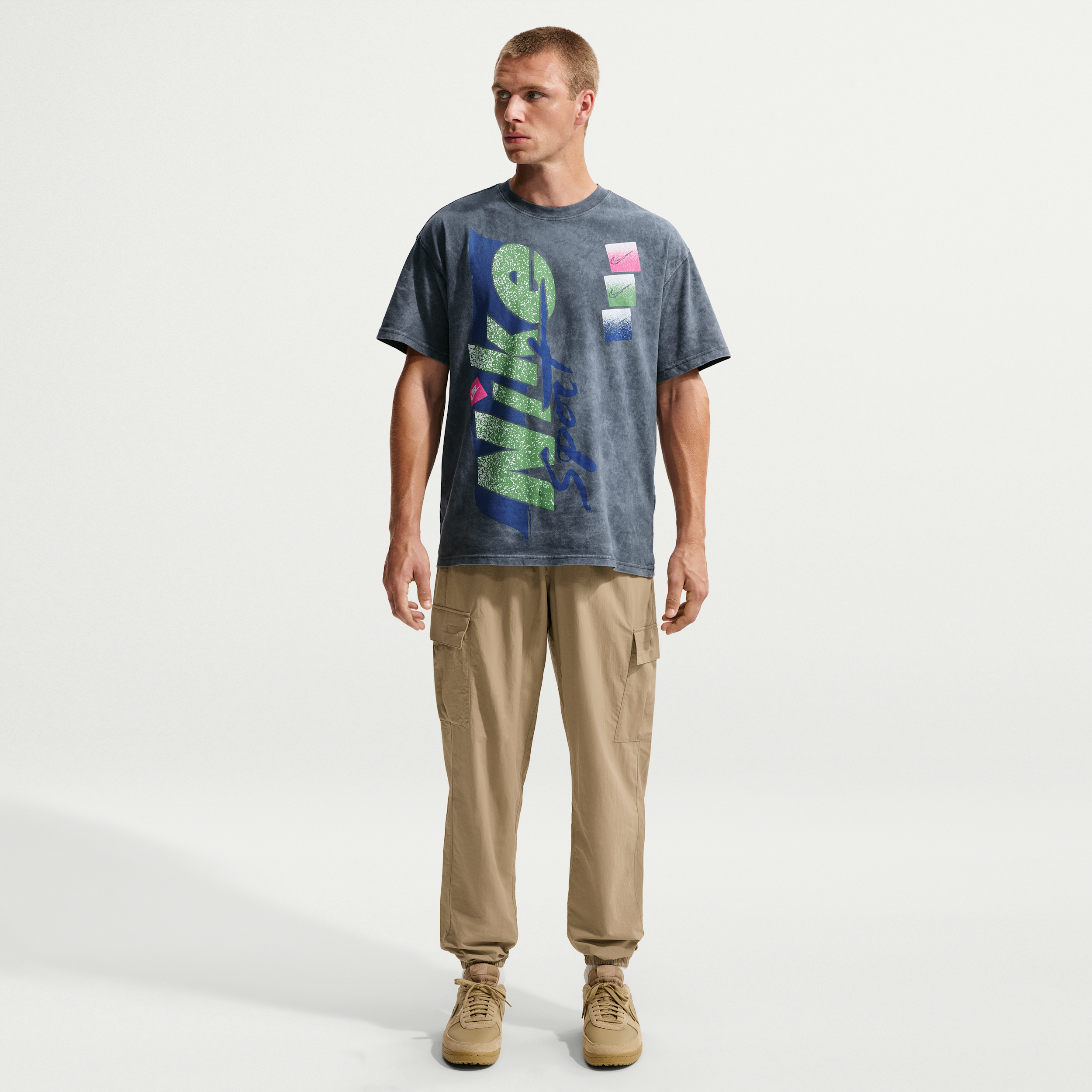 Nike Mens Cuffed Mid Rise Relaxed Fit Active Cargo Pant, Medium, Beige