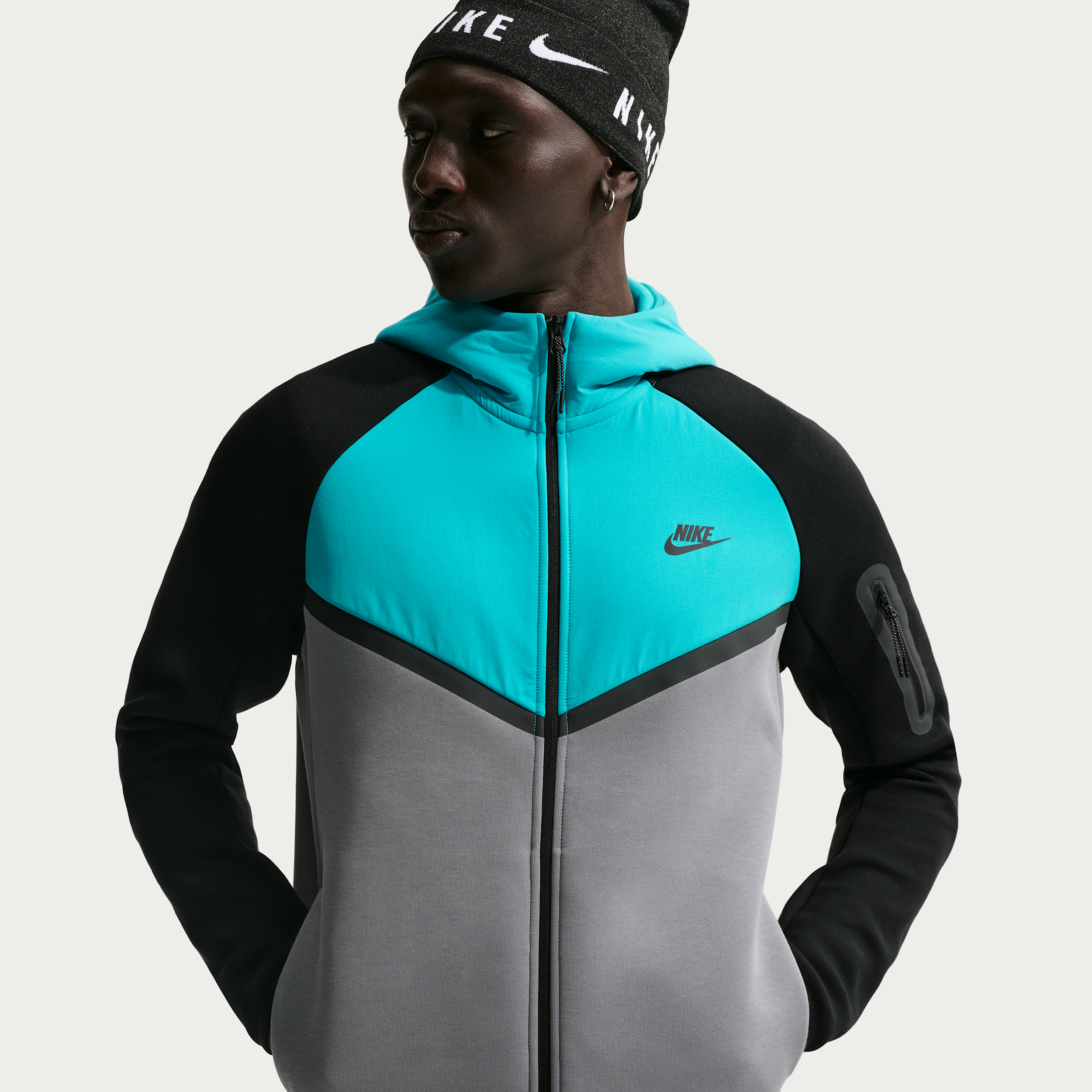 Nike Men's Tech Fleece Windrunner Full-Zip Jacket in Grey | IH4302-084