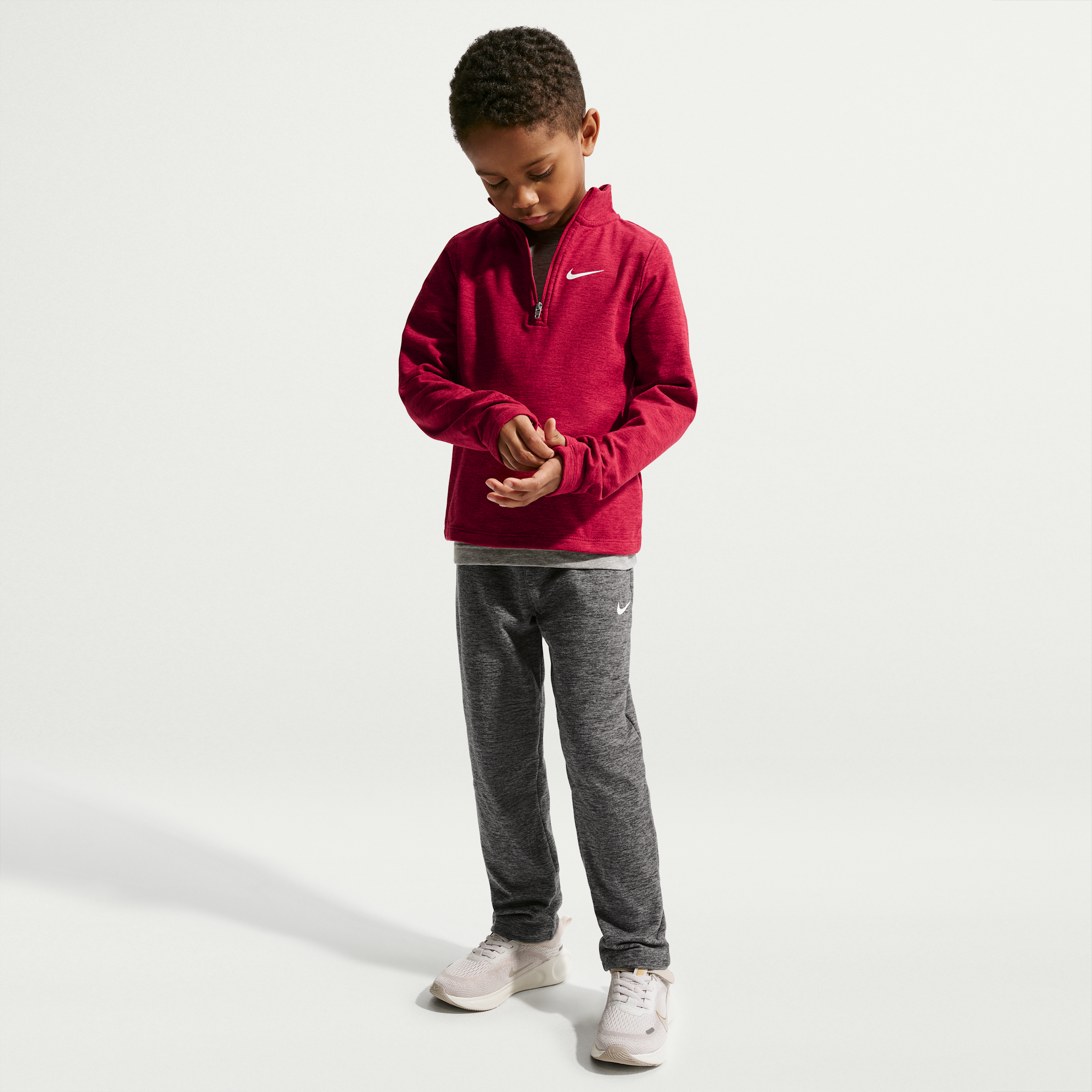 Nike Little Kids' Quarter-Zip Sunset 2-Piece Set in Black | 86N509-KR5