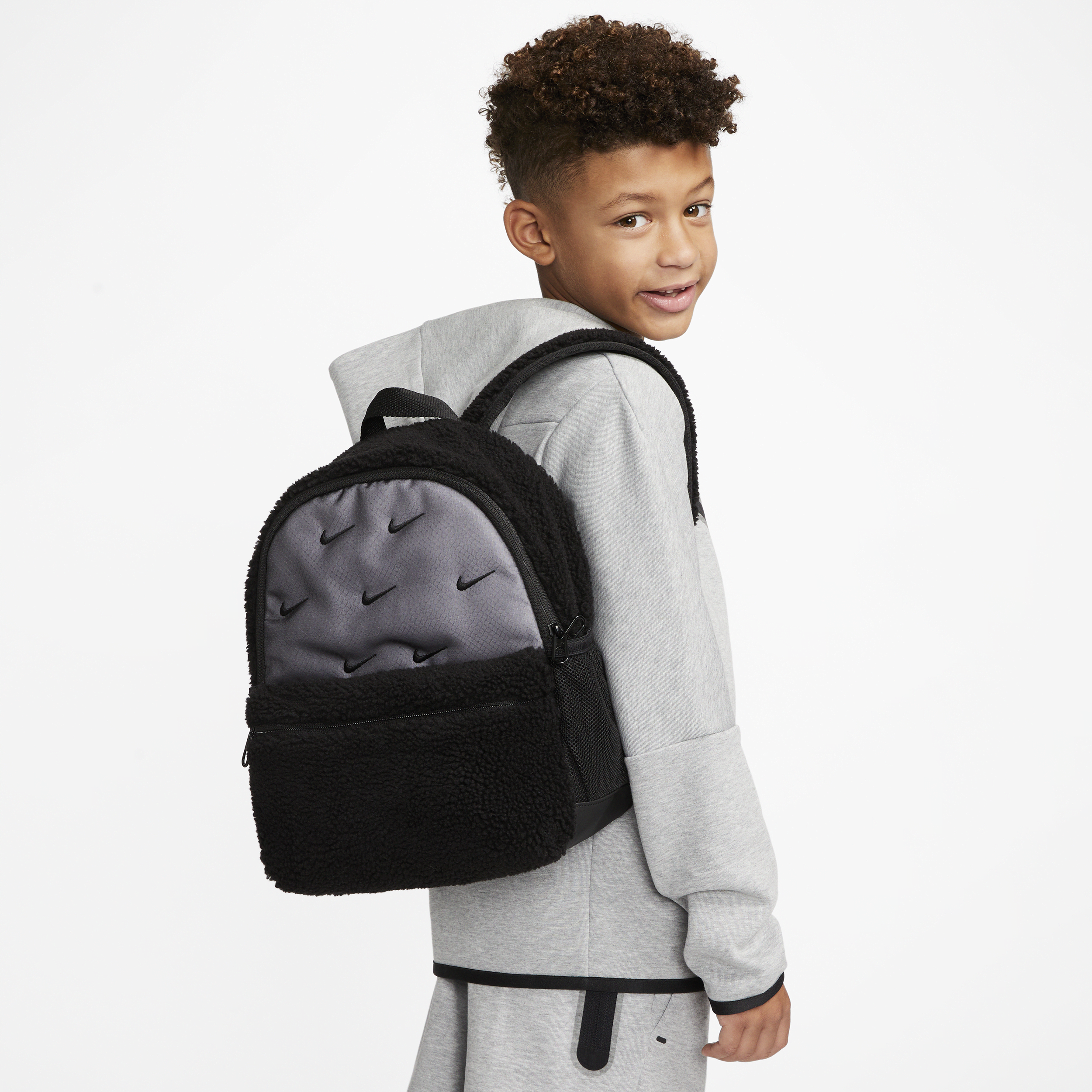 Nike Brasilia Jdi Kids' Mini Backpack (11l) In Black