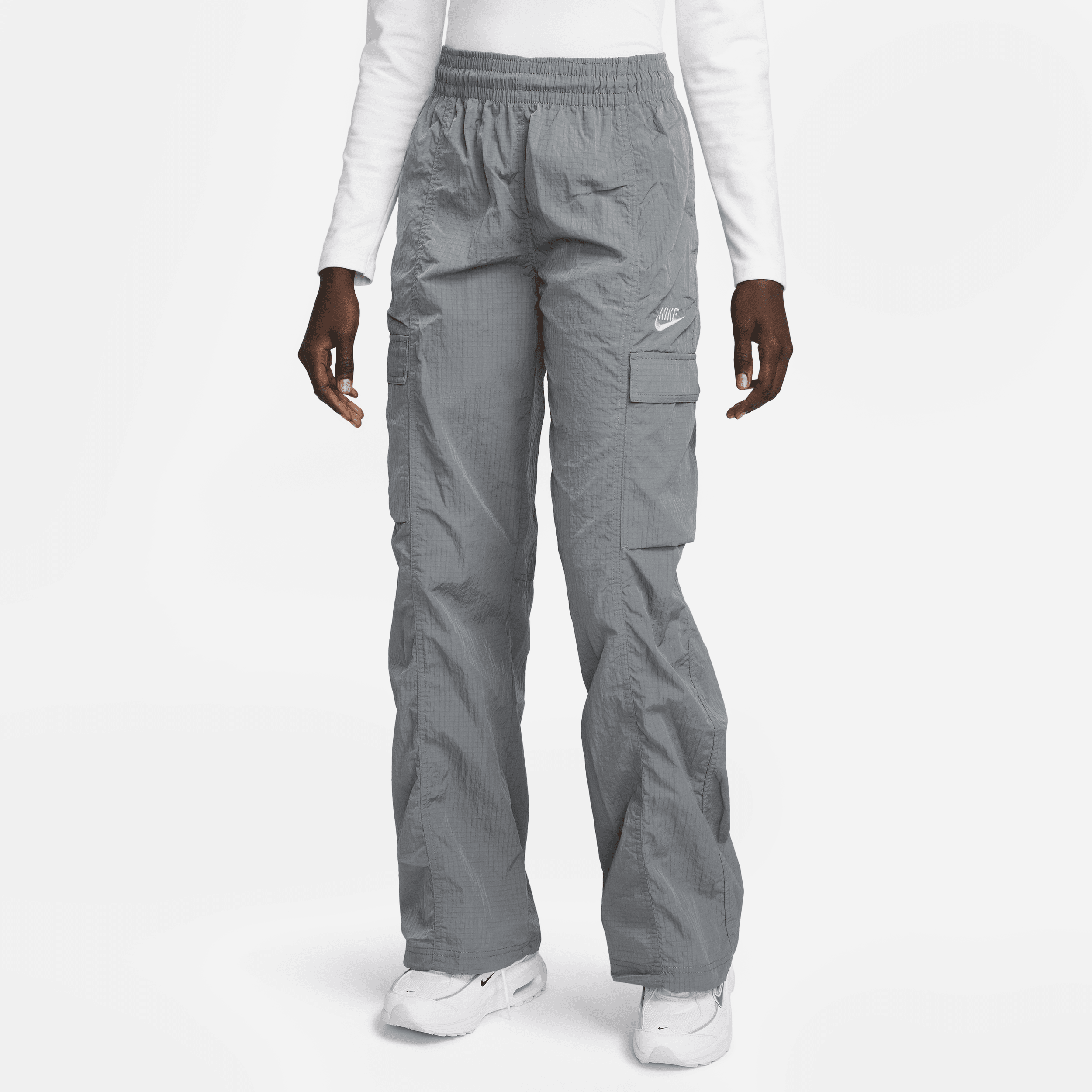 Nike Women's  Sportswear Woven Cargo Pants In Grey
