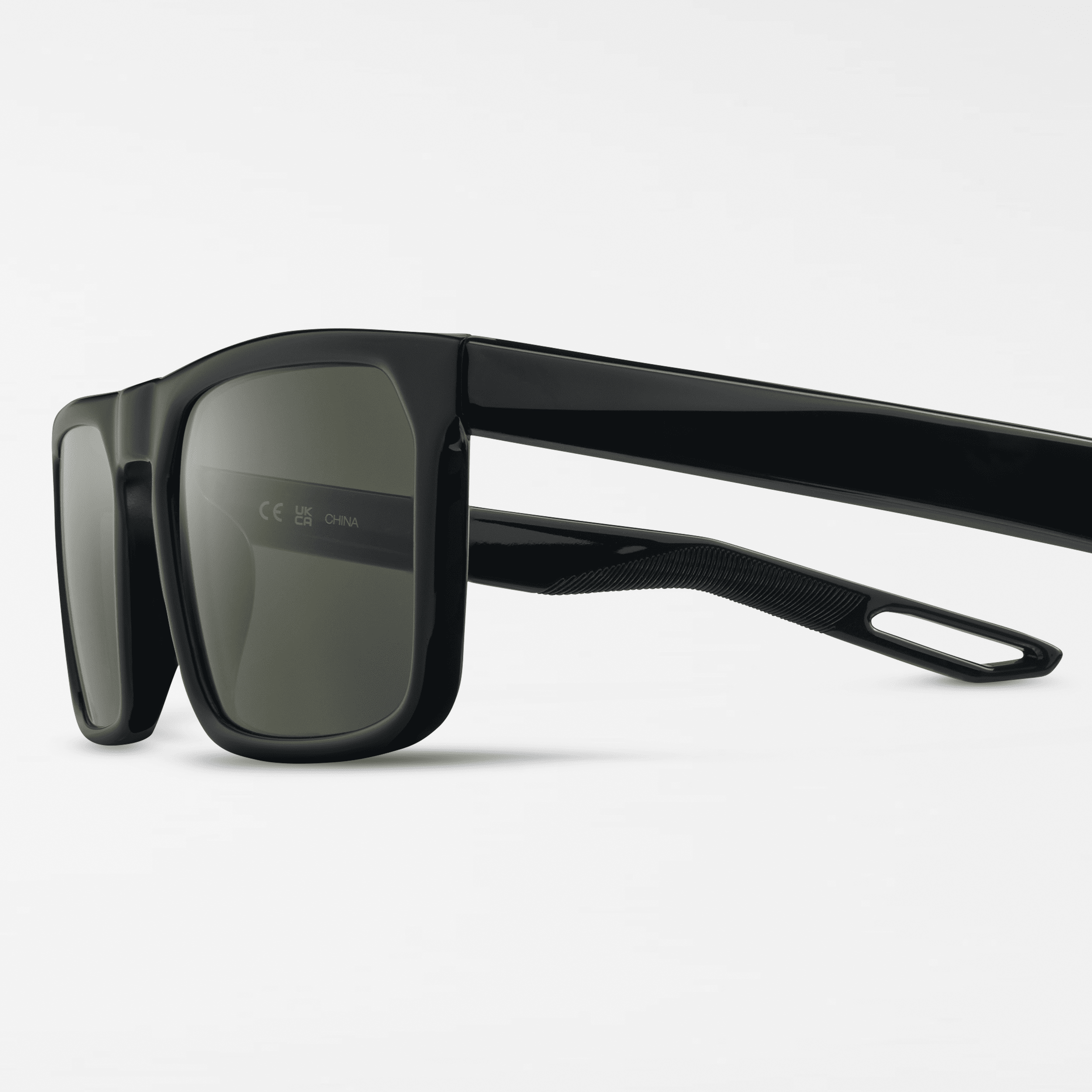 Nike Unisex Nv03 Sunglasses In Black