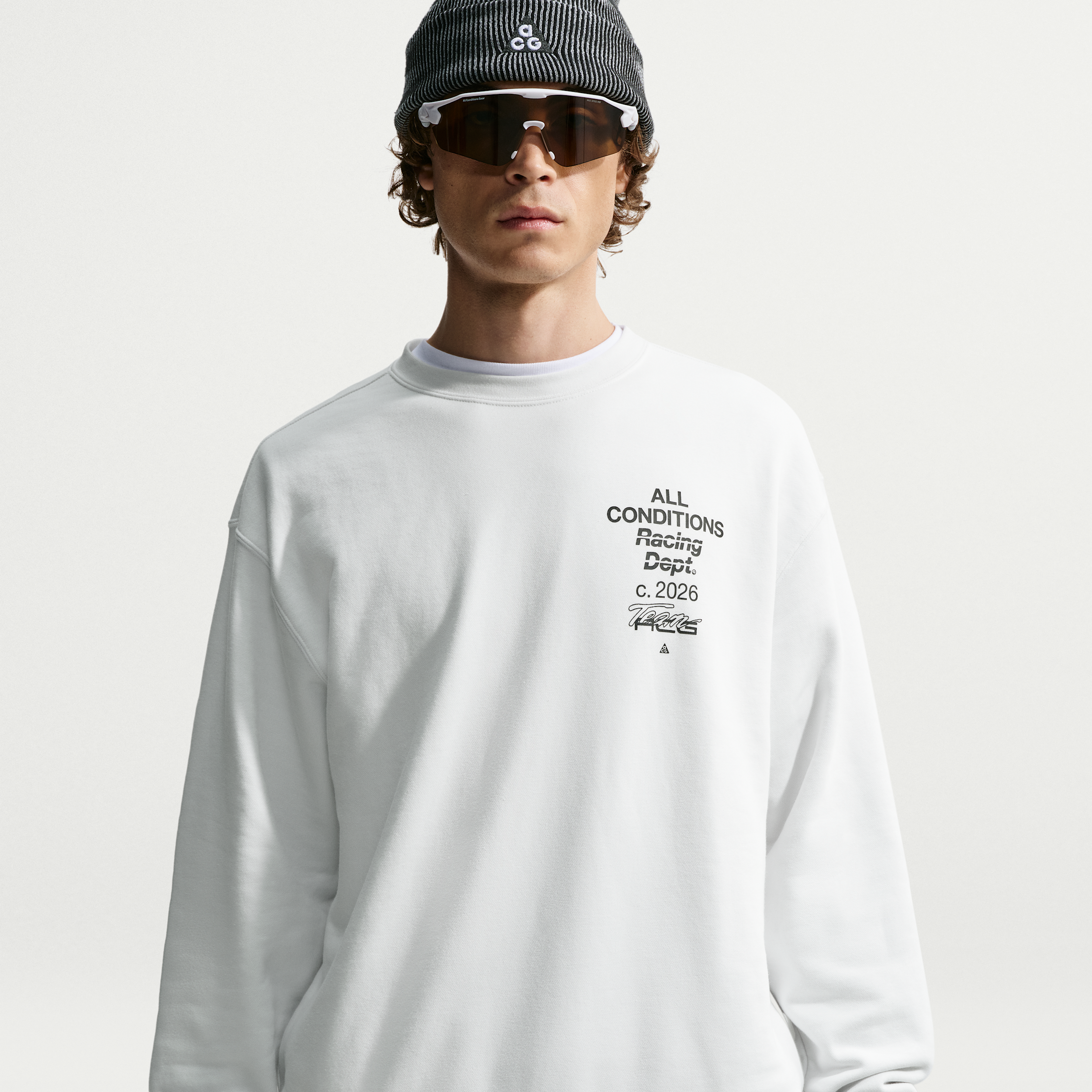 Men's Nike ACG Tuff Fleece Dri-FIT Crew-Neck Sweatshirt in White | IU8162-121