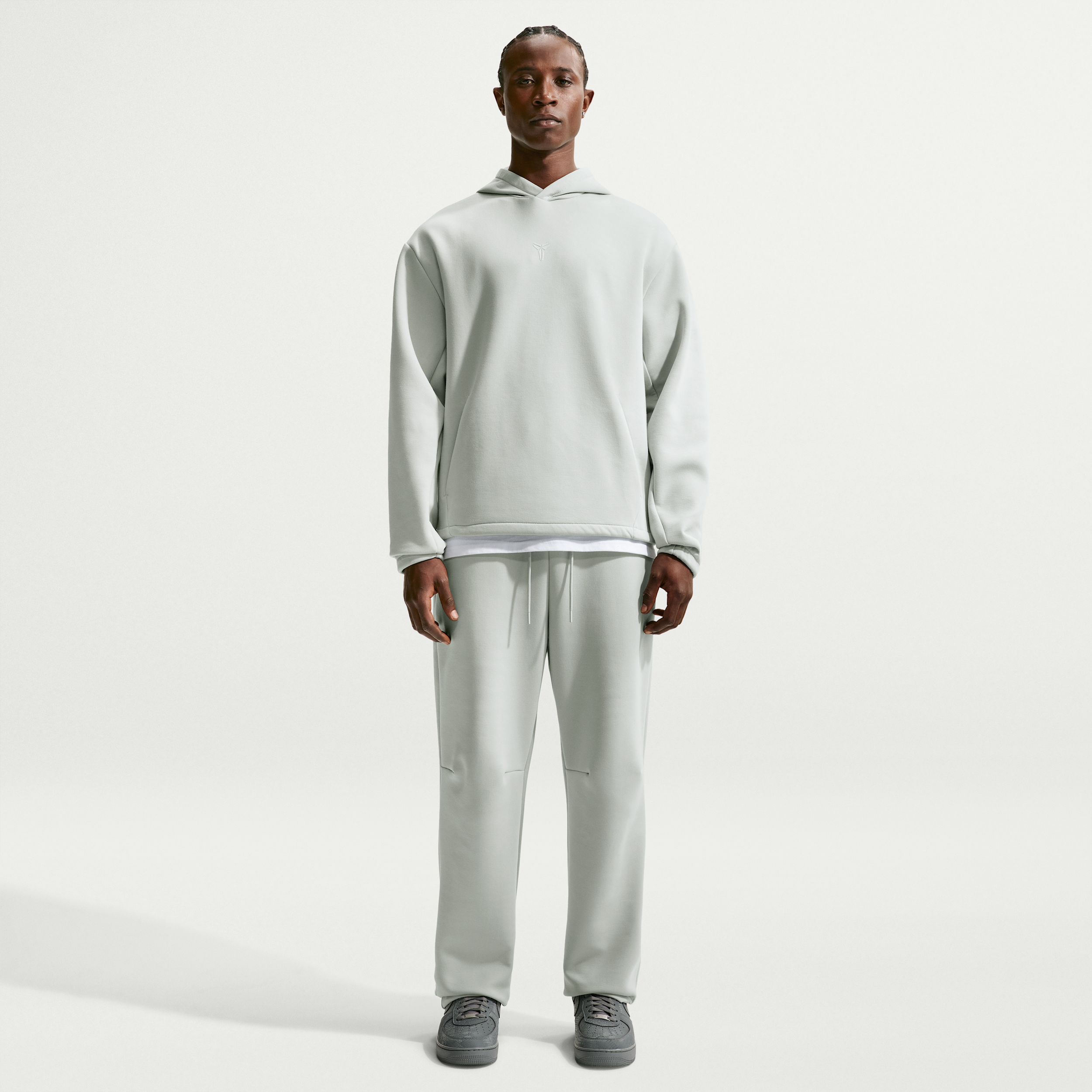 Nike Men's Kobe Dri-FIT Fleece Basketball Pants in Grey | IF4912-034