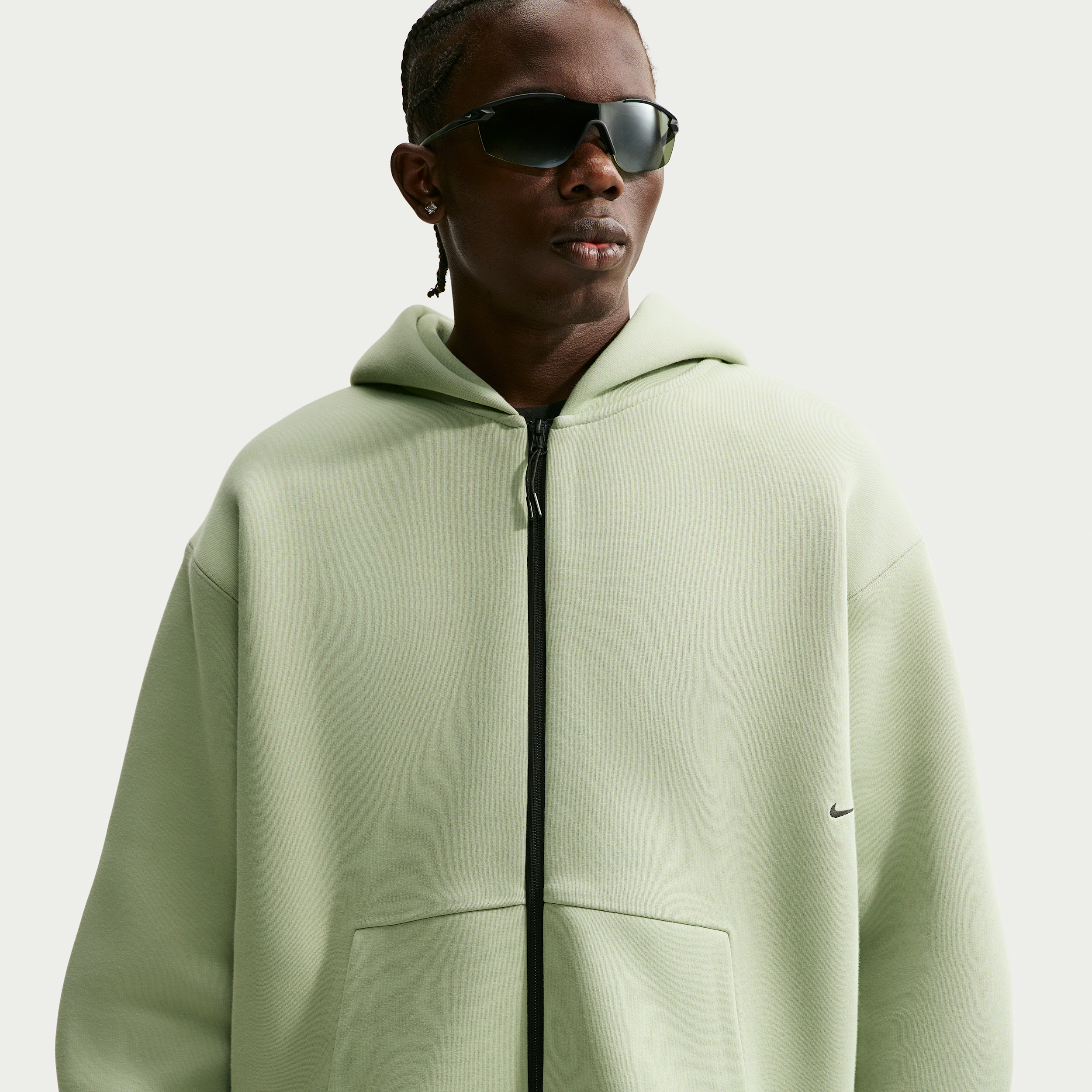 Nike Men's Tech Fleece Full-Zip Hoodie in Green | IF1319-370