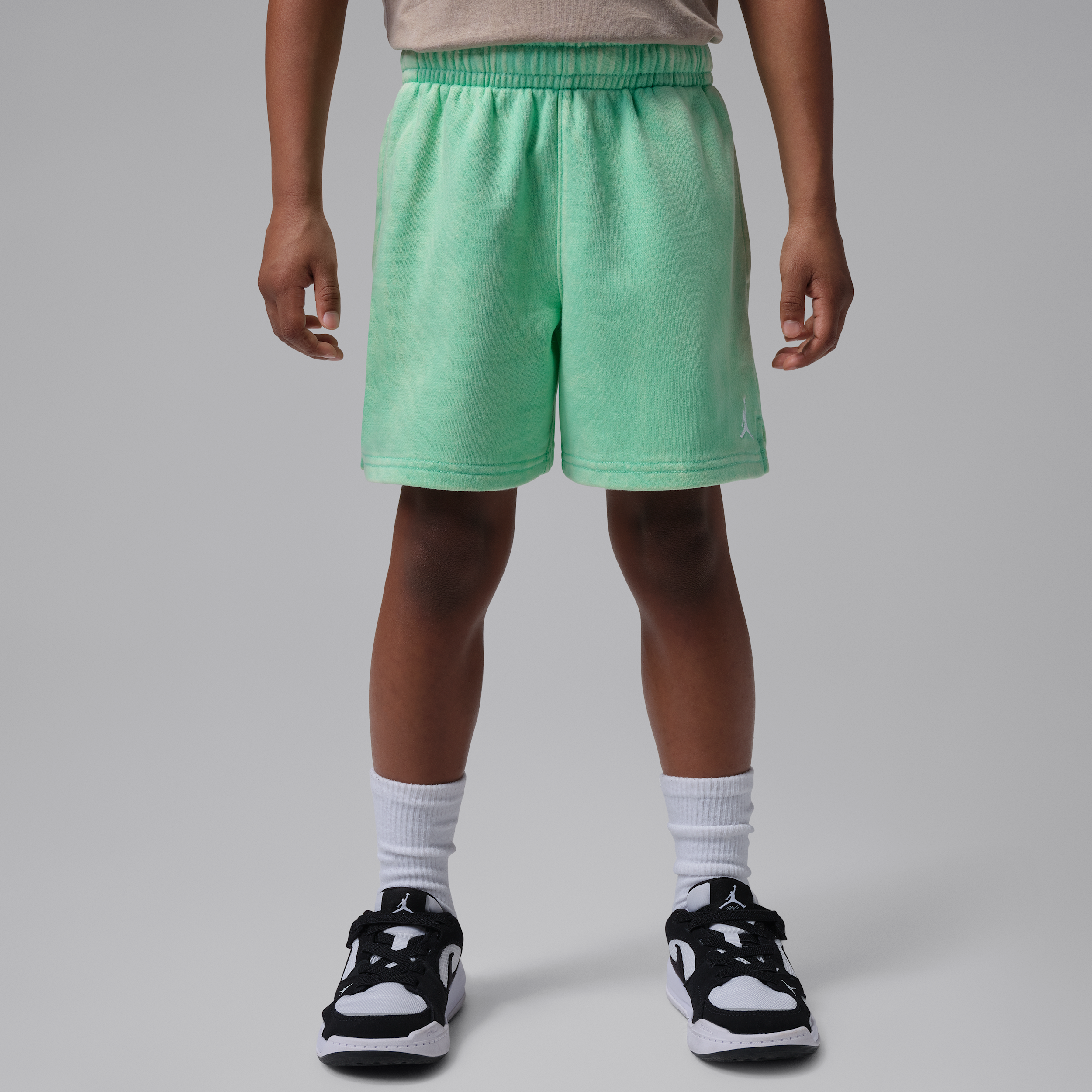 Jordan Little Kids' Brooklyn Washed French Terry Shorts in Green | 85F923-G11
