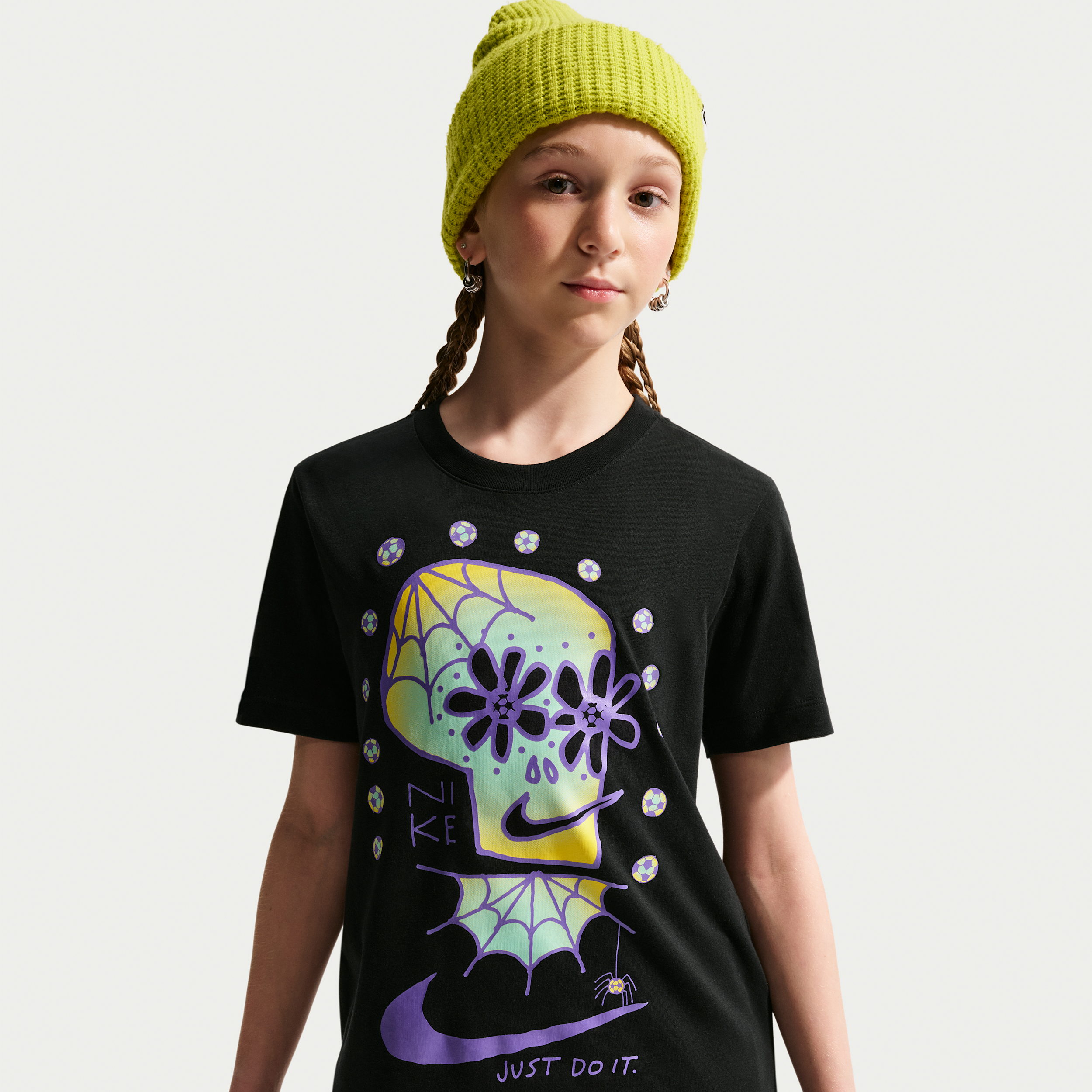 Nike Sportswear Big Kids' T-Shirt in Black | IV5609-010