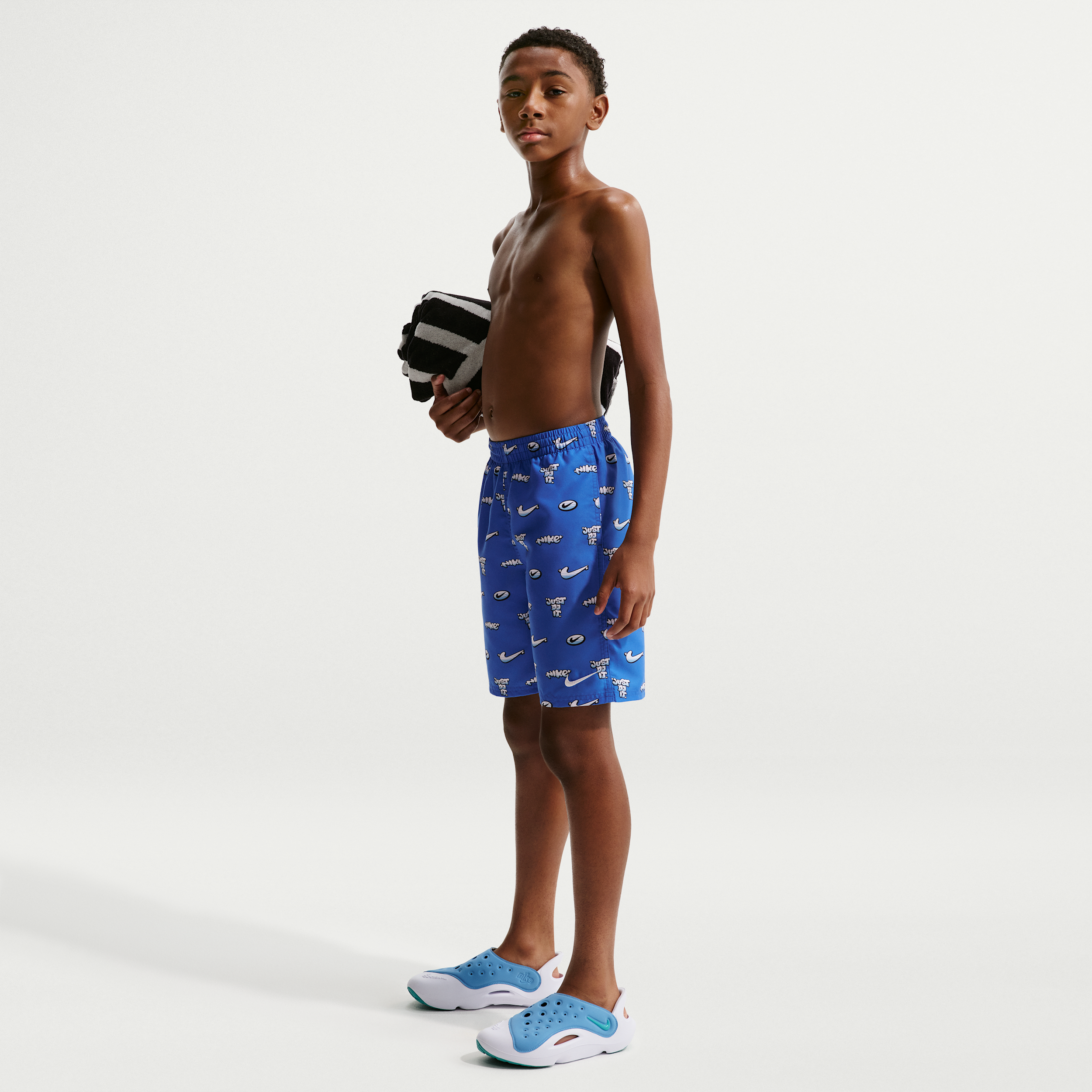 Nike Swim Breaker Big Kids' (Boys') 7" Brief-Lined Volley Short in Blue | NESSG806-434