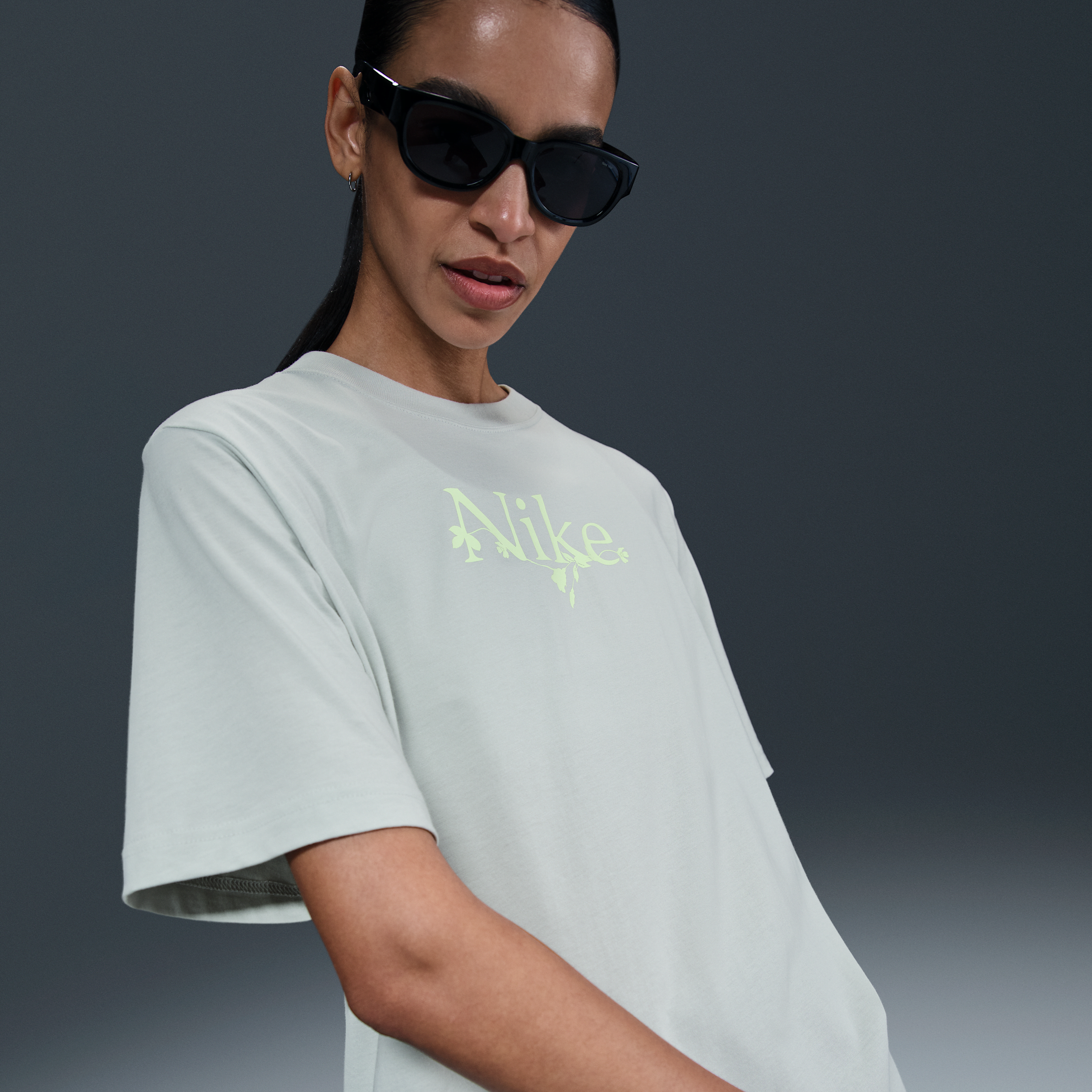 Nike Women's  Sportswear Loose Short-sleeve T-shirt In Grey