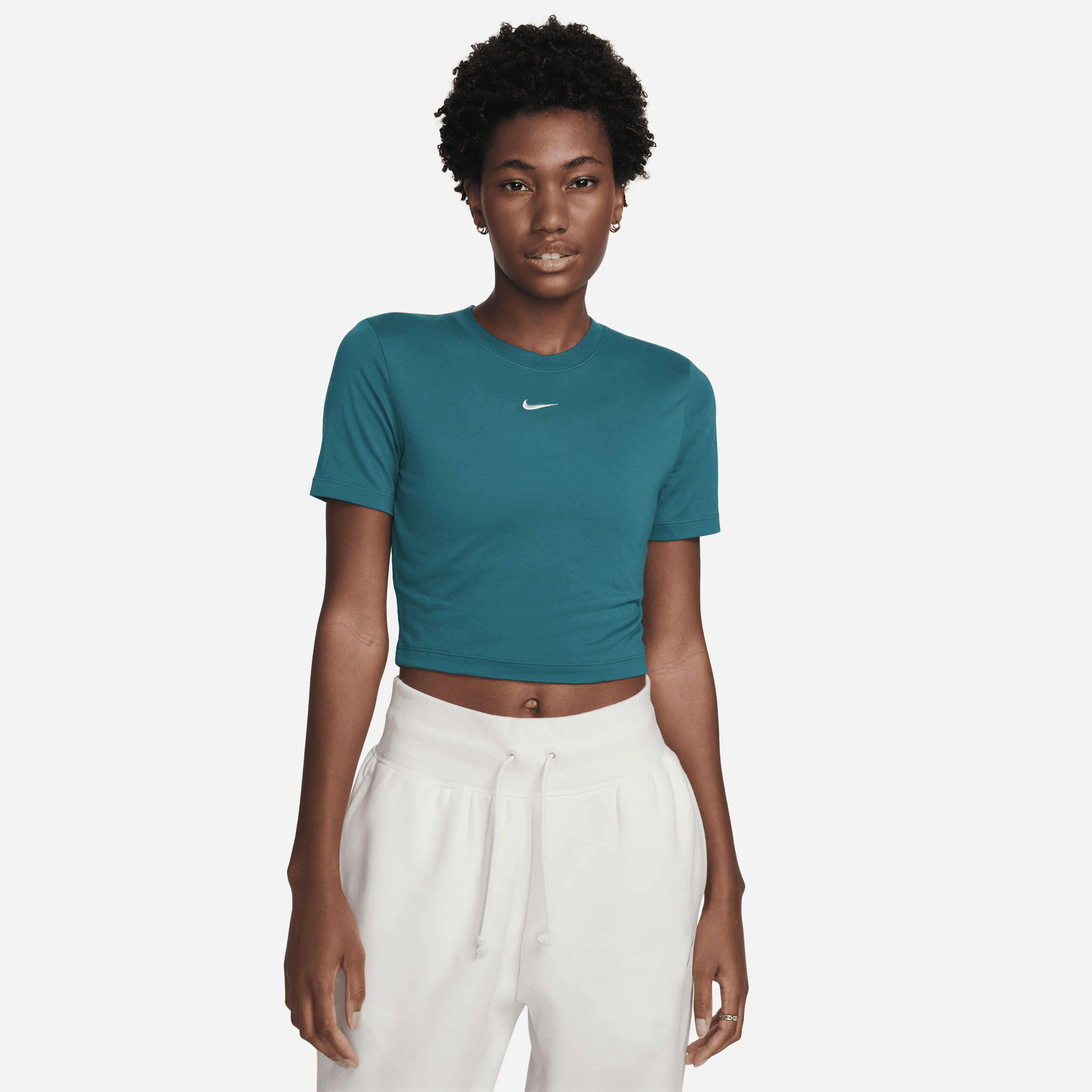 Nike Sportswear Essential Slim Crop Top In Green