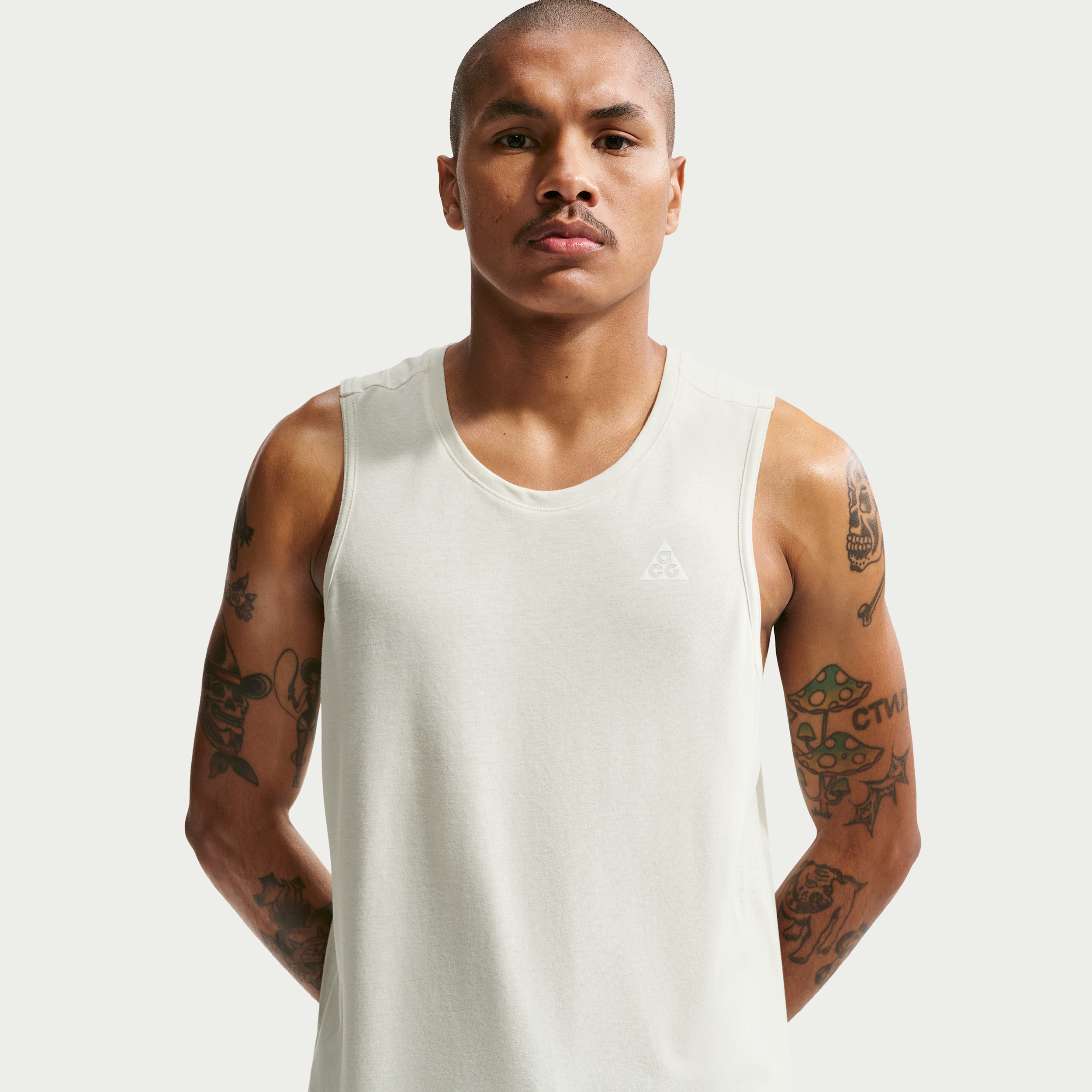Men's Nike ACG Solar Chase Dri-FIT ADV Tank Top in Green | IO9689-020