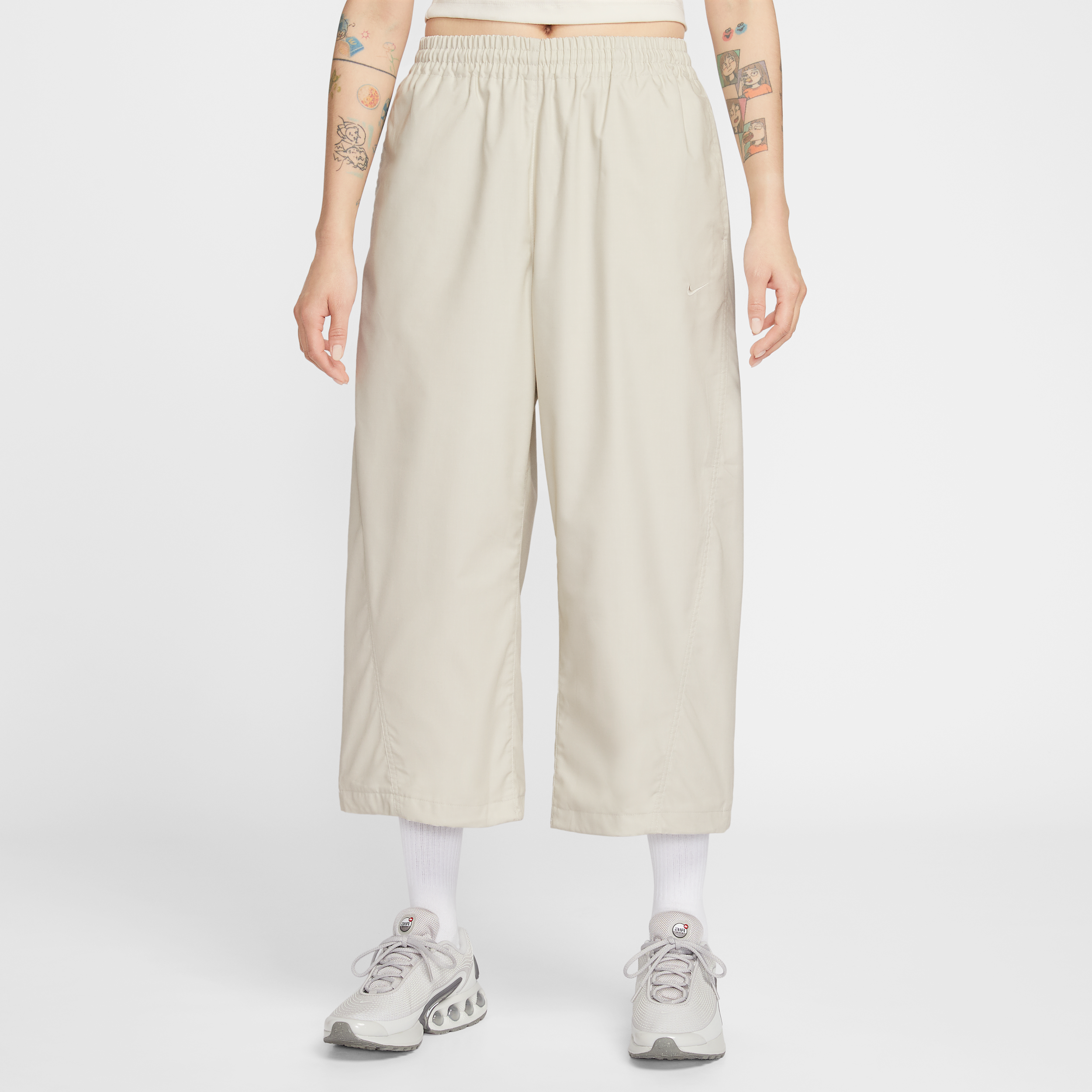Women's Nike Sportswear Oversized Mid-Rise Woven Pants in Grey | IF5453-072