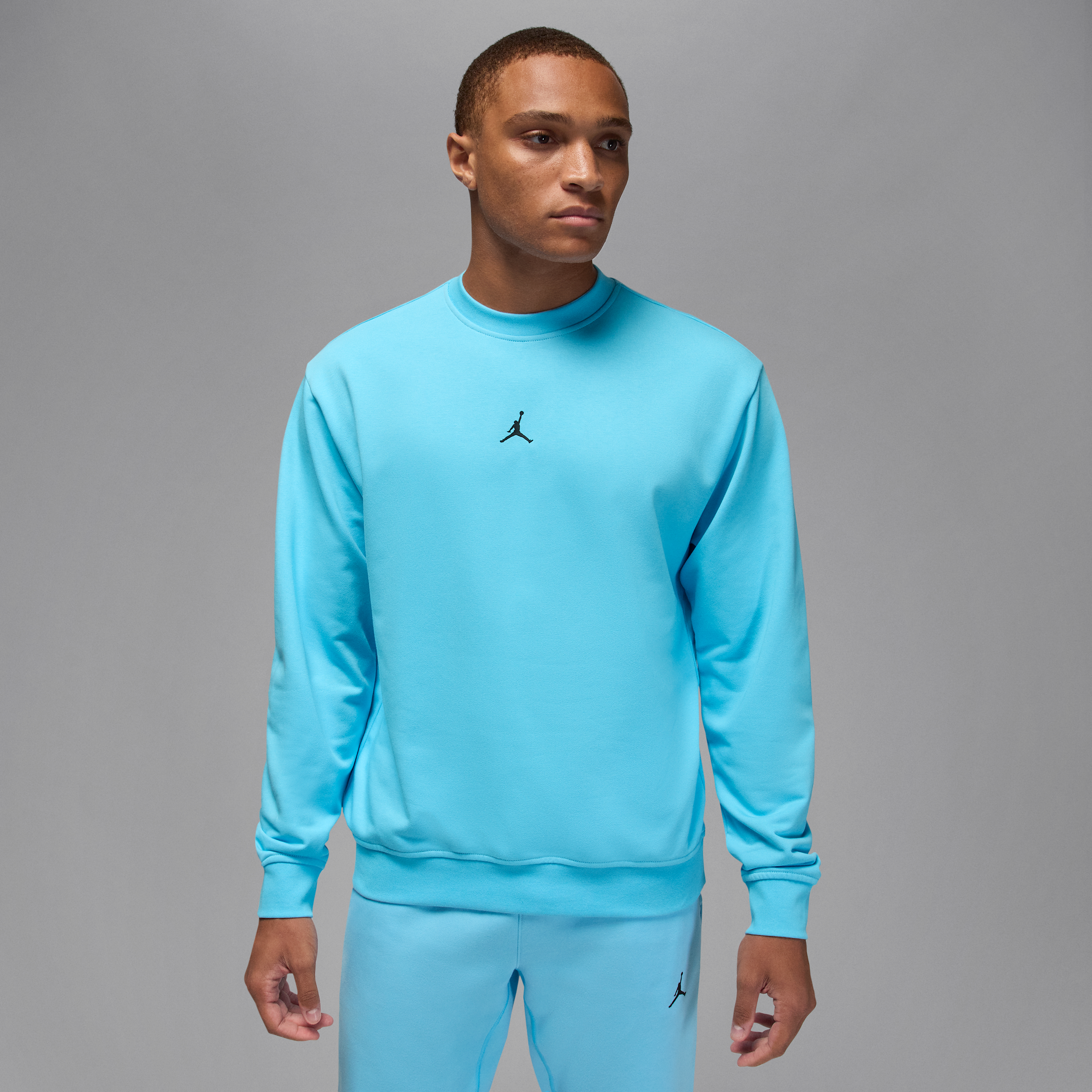 Jordan Men's  Sport Crossover Dri-fit Crew-neck Sweatshirt In Blue
