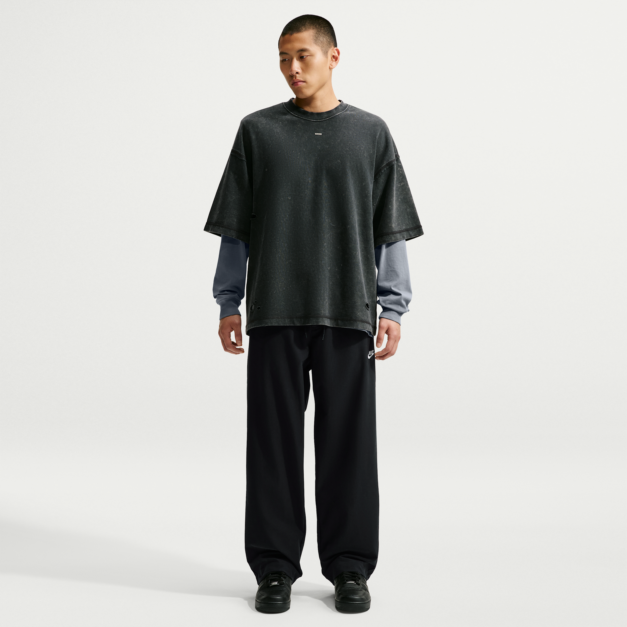 Nike Men's Club Straight Stretch Pants in Black | IO3782-010