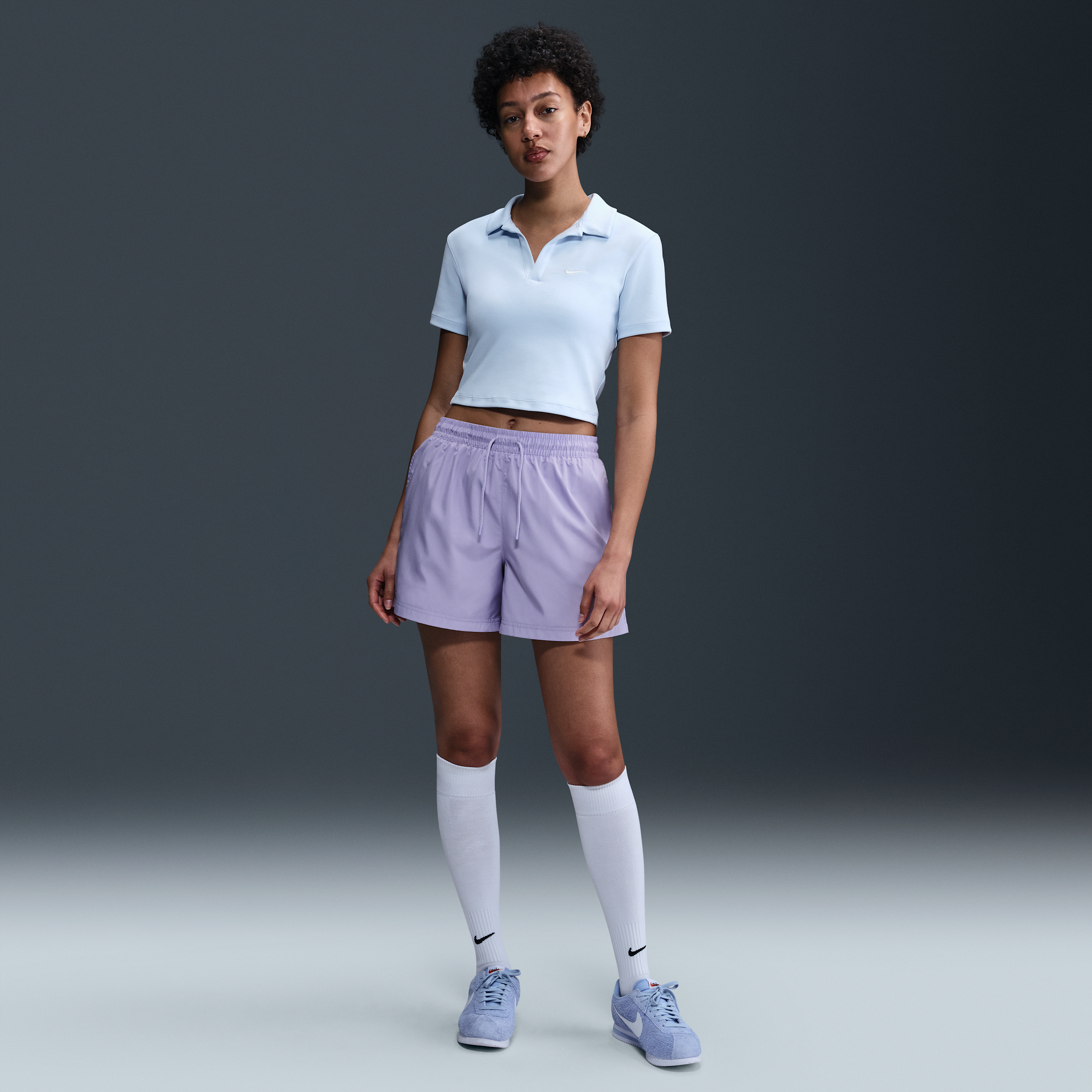 Nike Women's Sportswear Classic Wovens Mid-rise Shorts In Purple