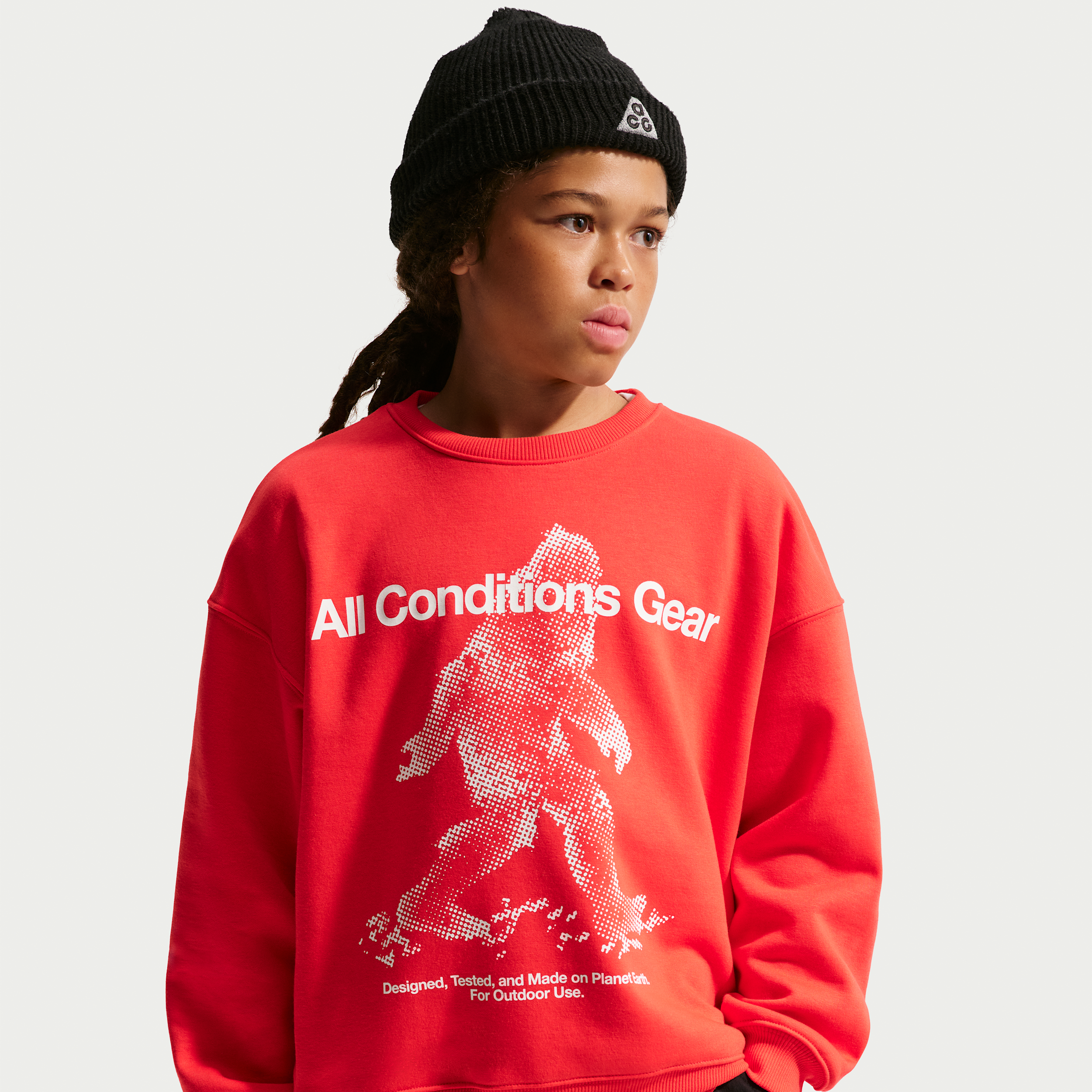 Nike ACG Big Kids' Yeti Crewneck Fleece Top in Red | 9WCA01-R35