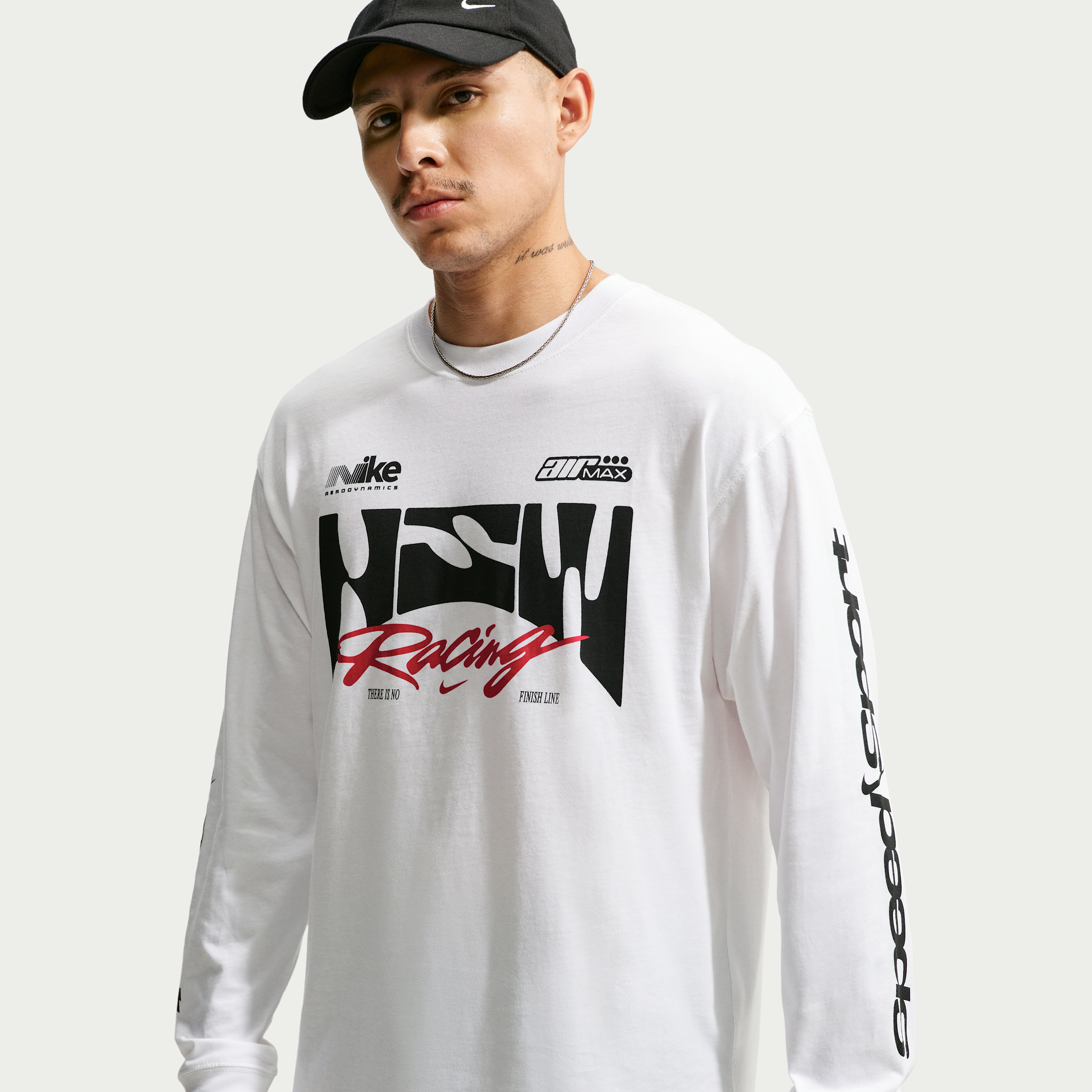 Men's Nike Sportswear Long-Sleeve T-Shirt in White | IM3781-100