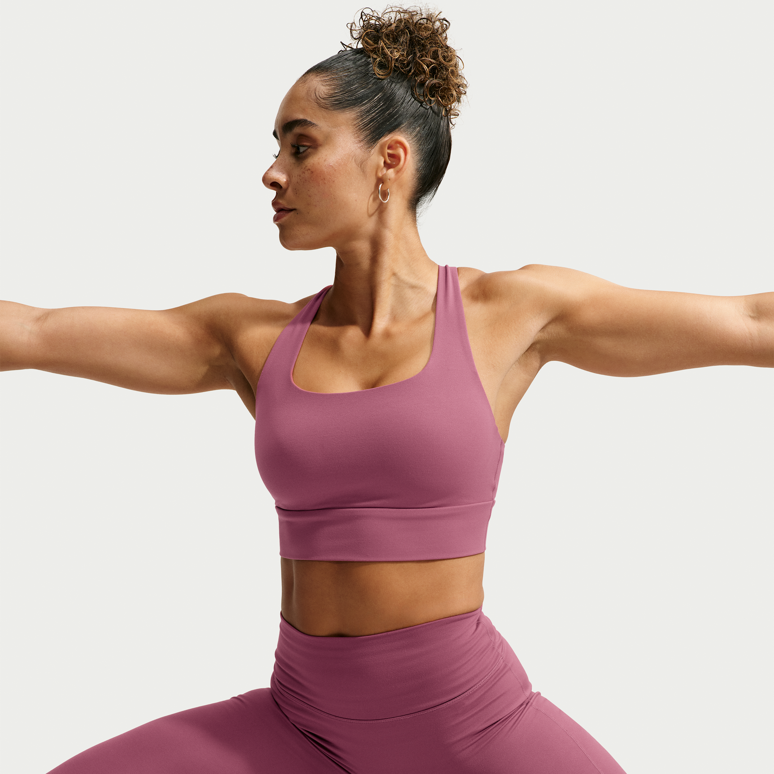 Nike Women's Zenvy Light-Support Padded Longline Sports Bra in Red | IB9861-654
