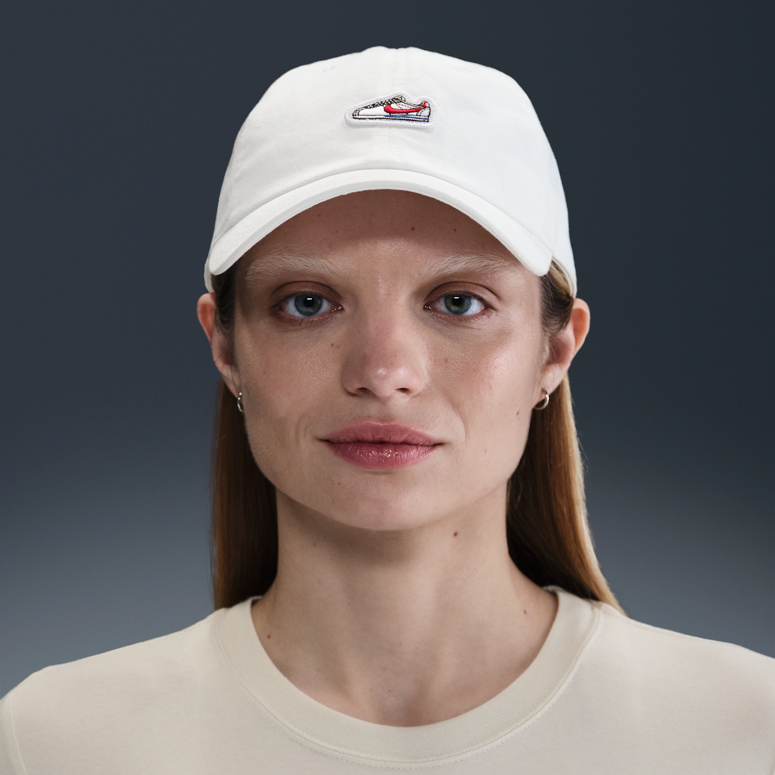Nike Unisex Club Unstructured Cortez Patch Cap In White