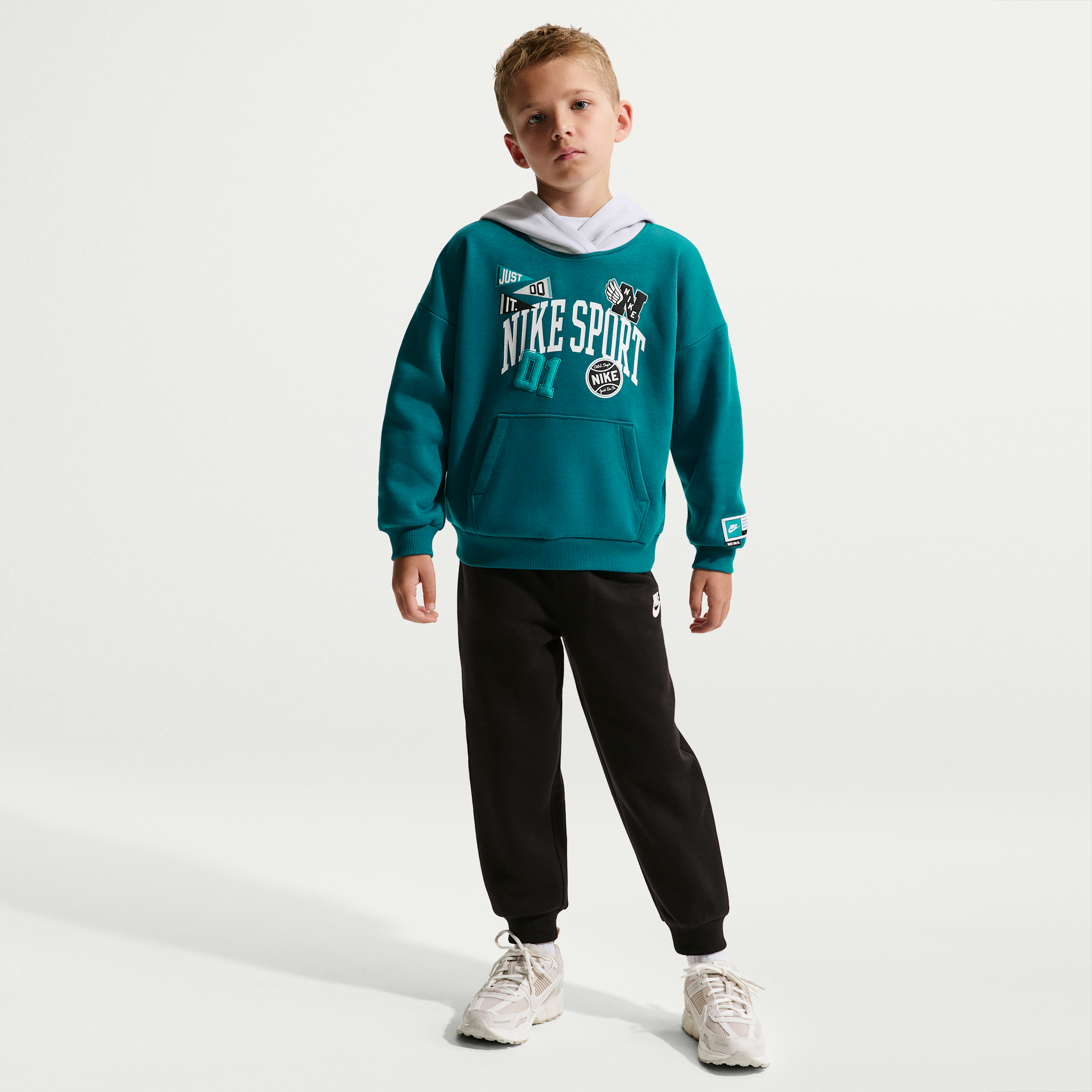 Nike Sportswear Little Kids' Multisport 2-Piece Pullover Hoodie Set in Black | 86P267-023
