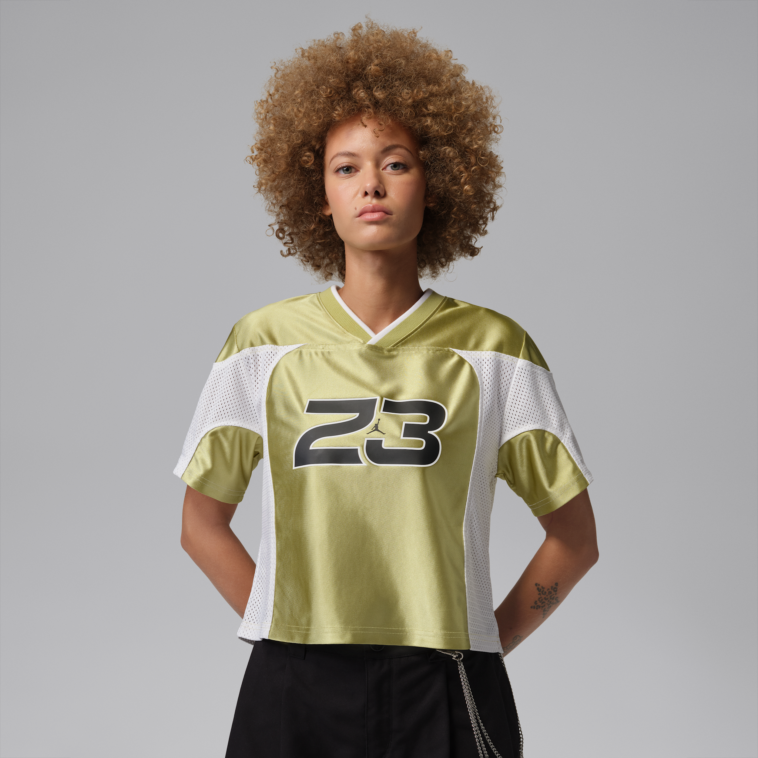 Jordan Women's Flight Jersey in Lawn/White/Black Size: XS