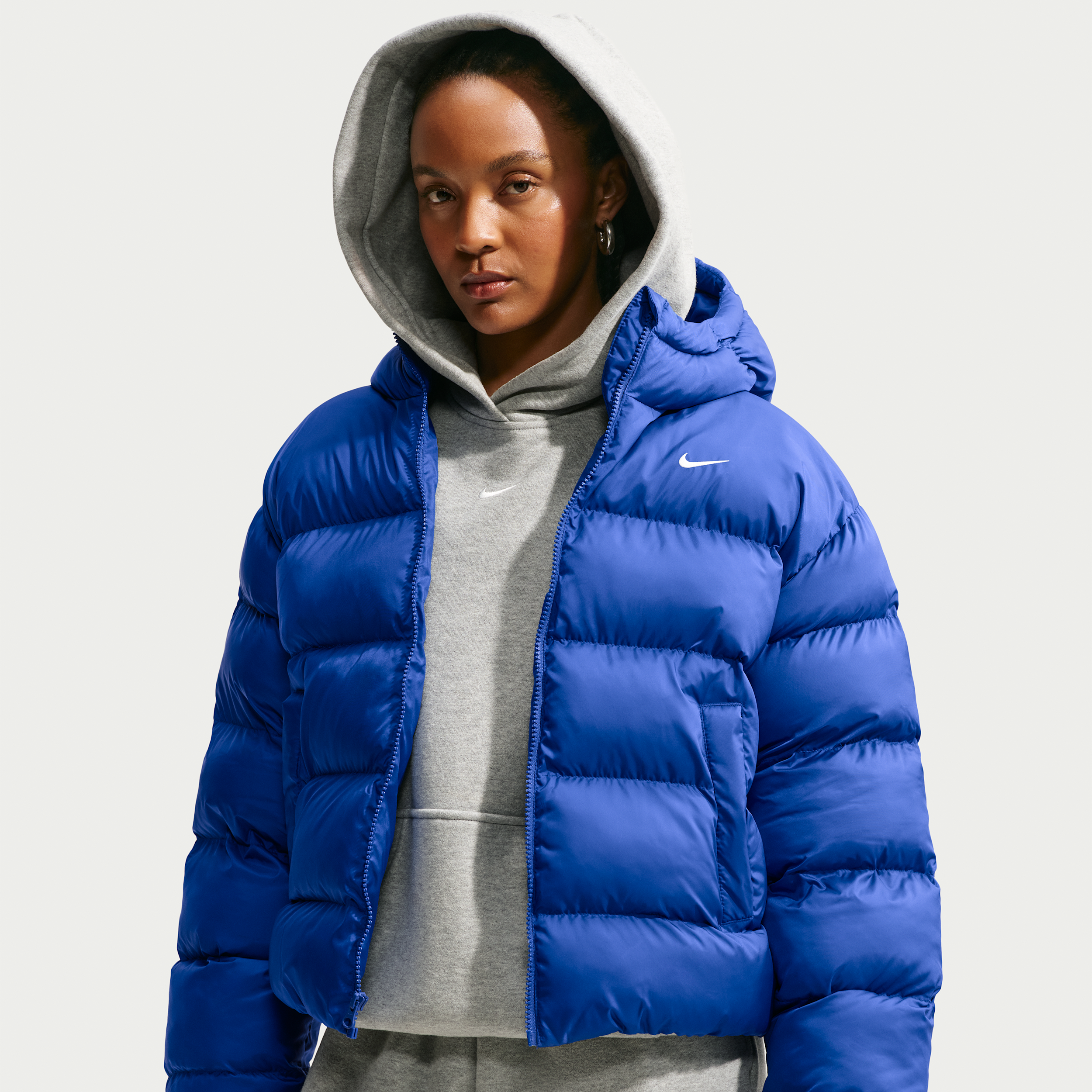 Nike Women's Sportswear Classic Puffer Jacket, Medium, Old Royal