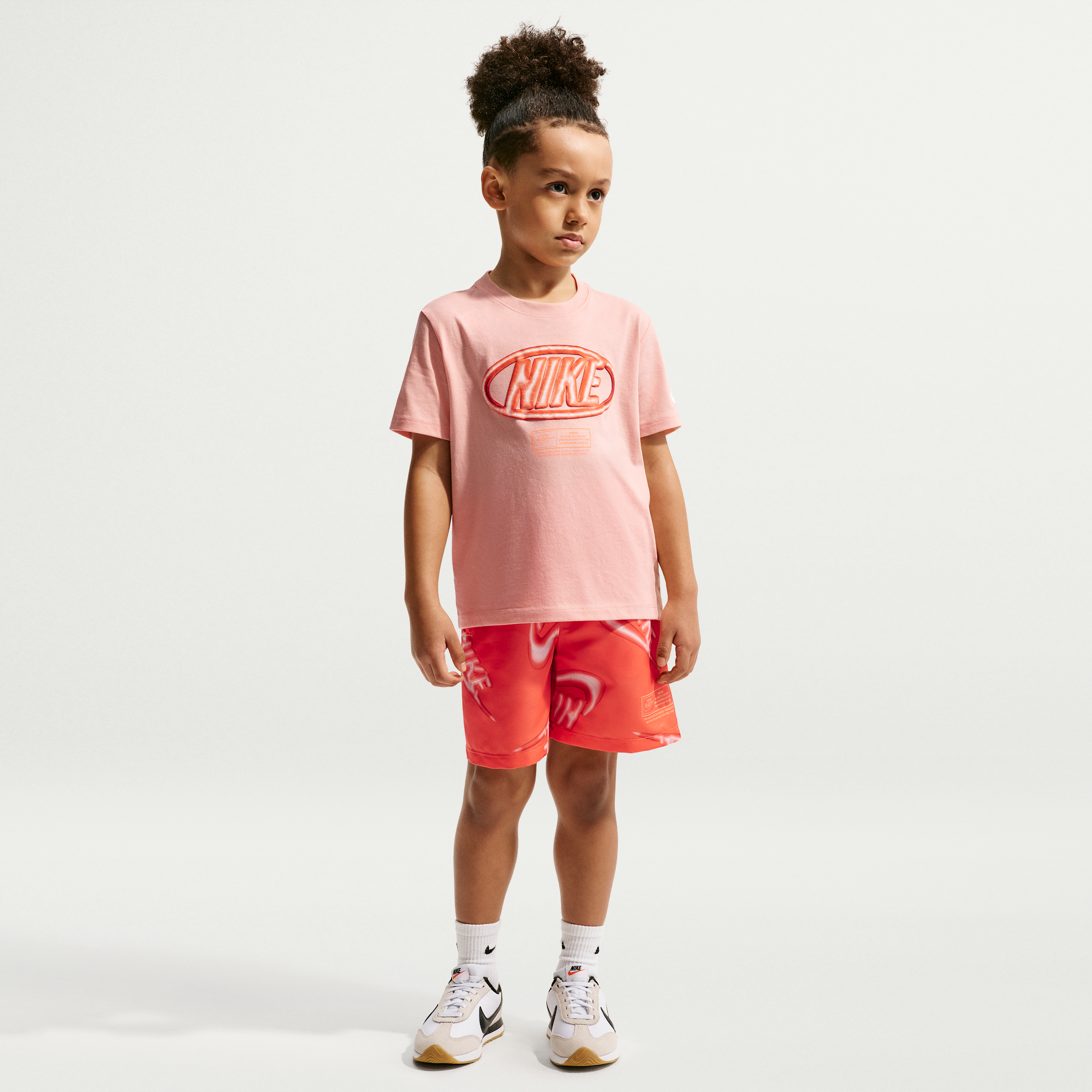 Nike Sportswear Club Little Kids' 2-Piece Floatie T-Shirt and Shorts Set in Orange | 86N878-N33