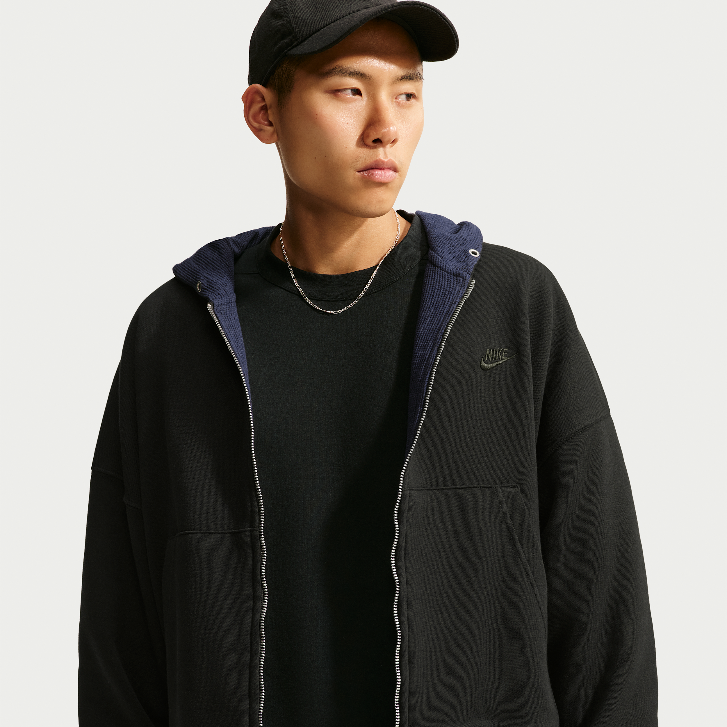 Nike Men's Club Oversized Fleece Full-Zip Reversible Hoodie in Black | IO3795-010