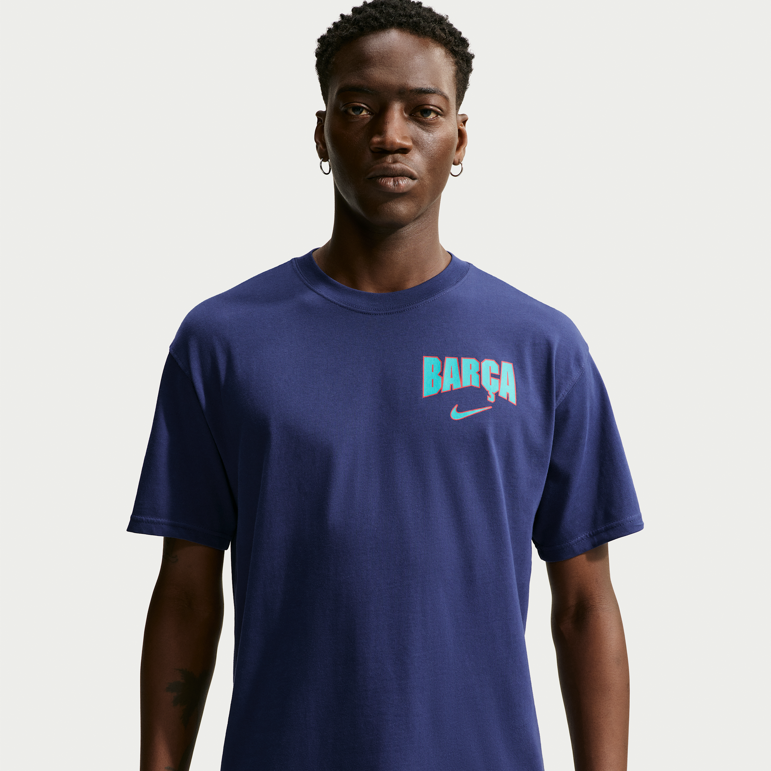 Nike Men's Barcelona 2026/27 Screen-Print Graphics Dropped-Shoulder T-Shirt - Navy