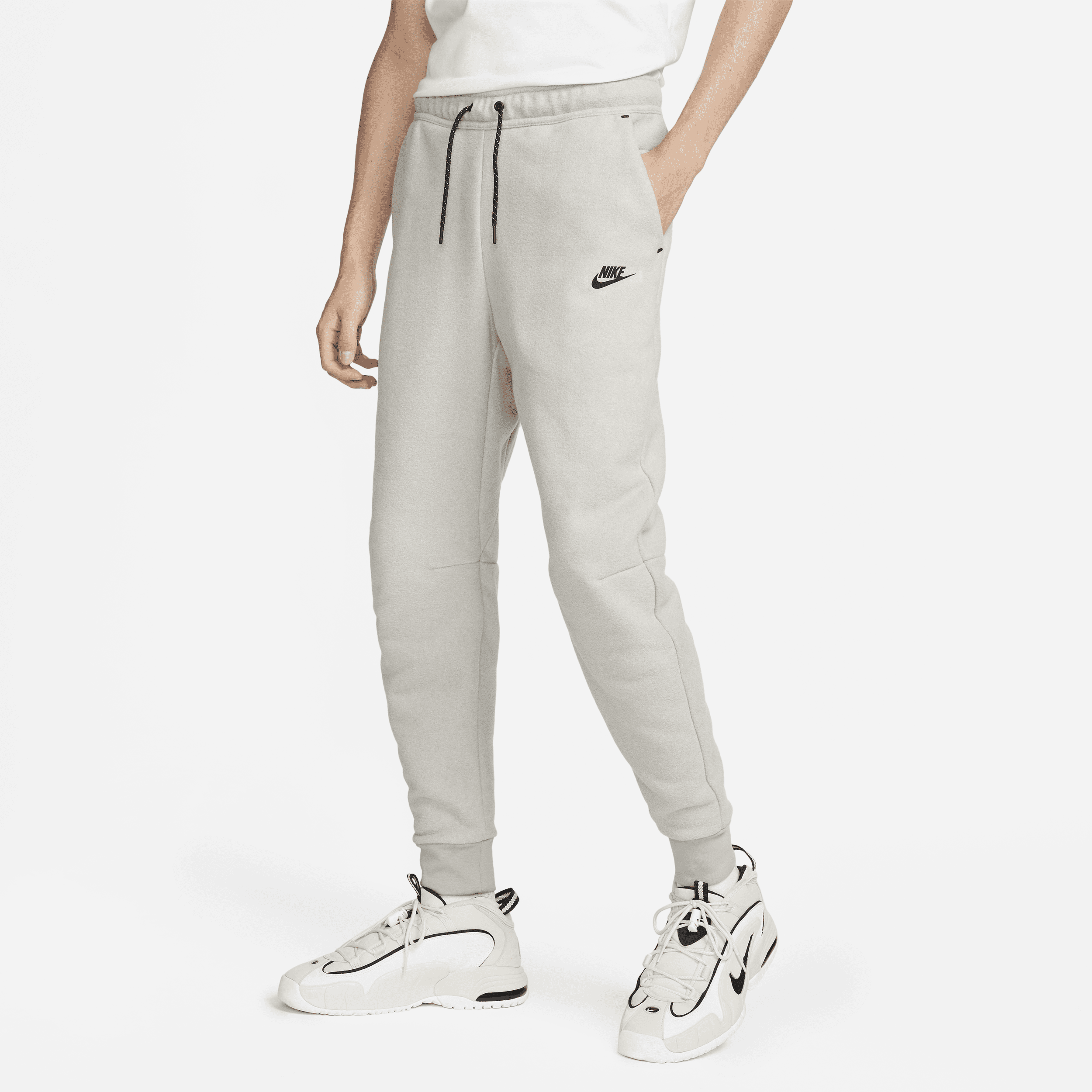 Nike Men's Sportswear Tech Fleece Winterized Jogger Pants In Grey ...