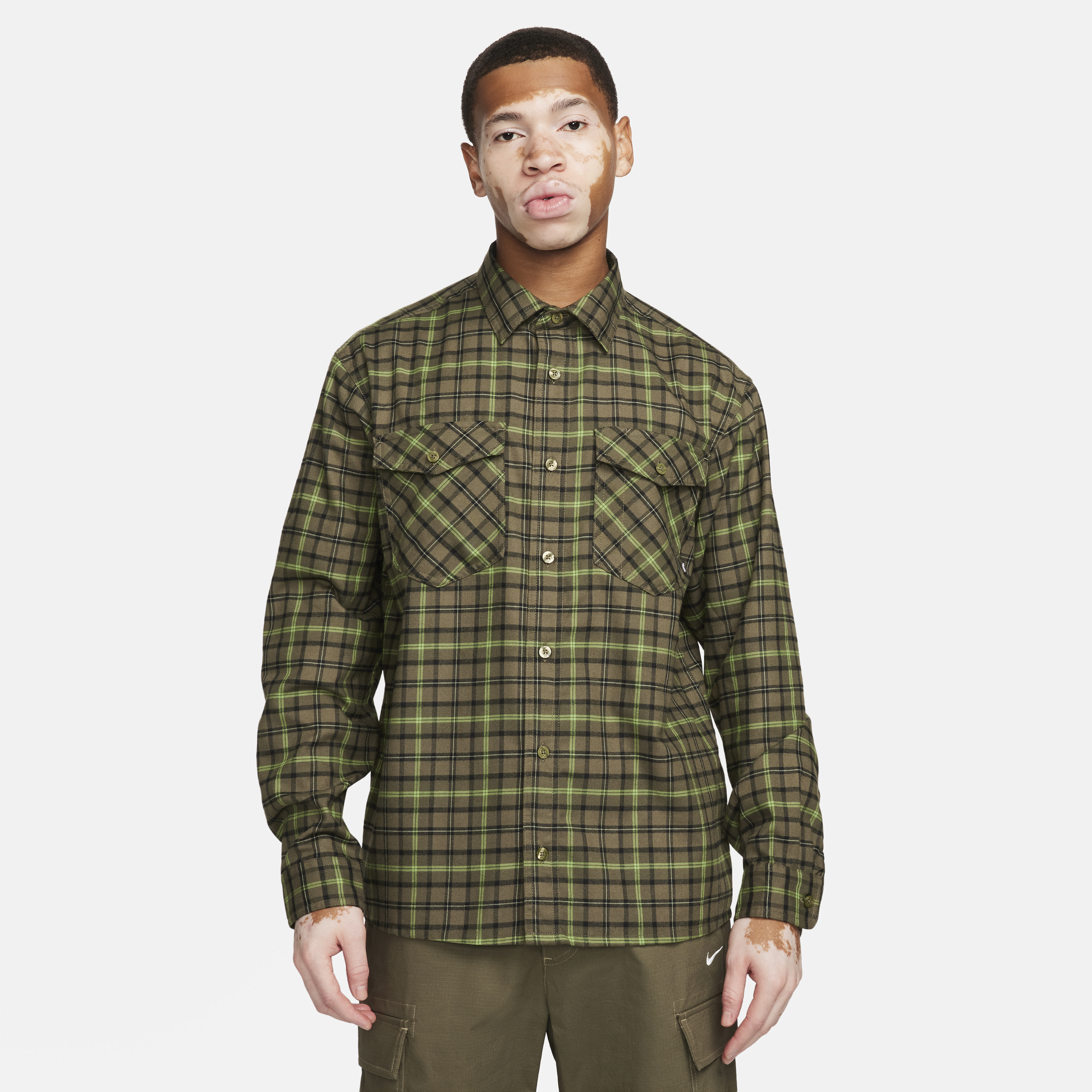 Nike Unisex  Sb Long-sleeve Flannel Skate Button-up Shirt In Green