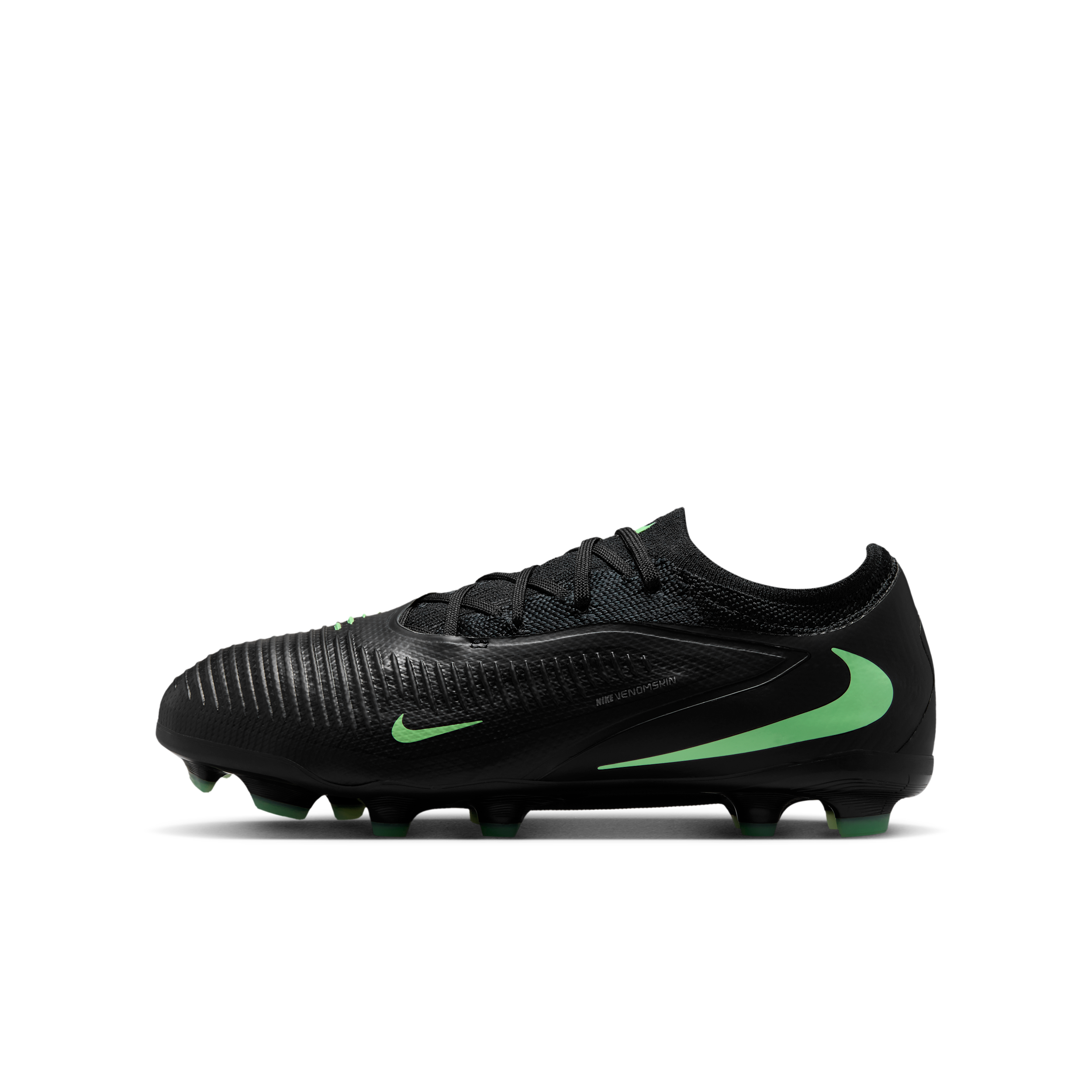 Nike Jr. Phantom 6 Low Pro Big Kids' Multi-Ground Soccer Cleats in Black | HM9204-001