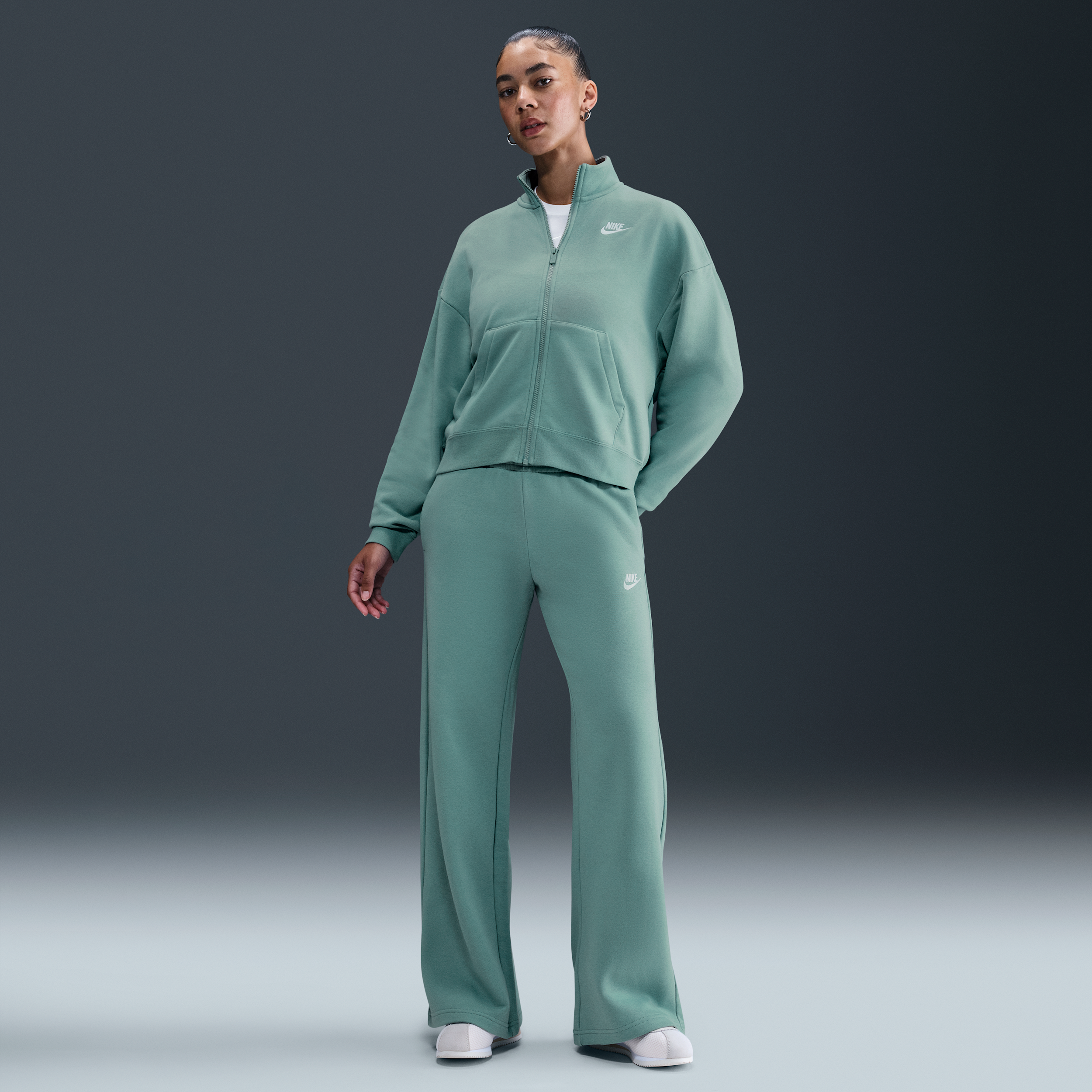 Nike Women's  Sportswear Club Fleece Mid-rise Wide-leg Sweatpants