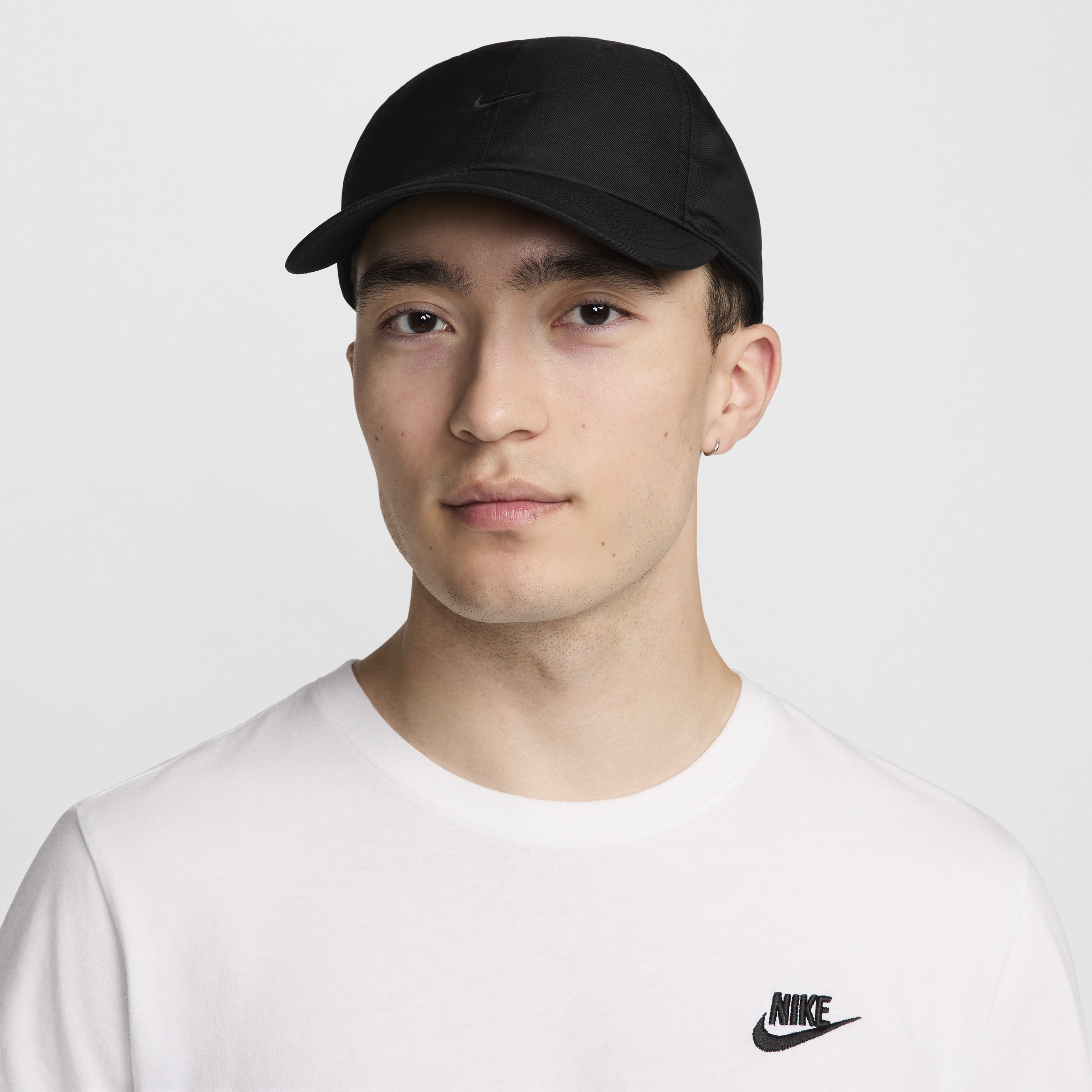 Nike Unisex Club Cap Unstructured Swoosh Cap In Black