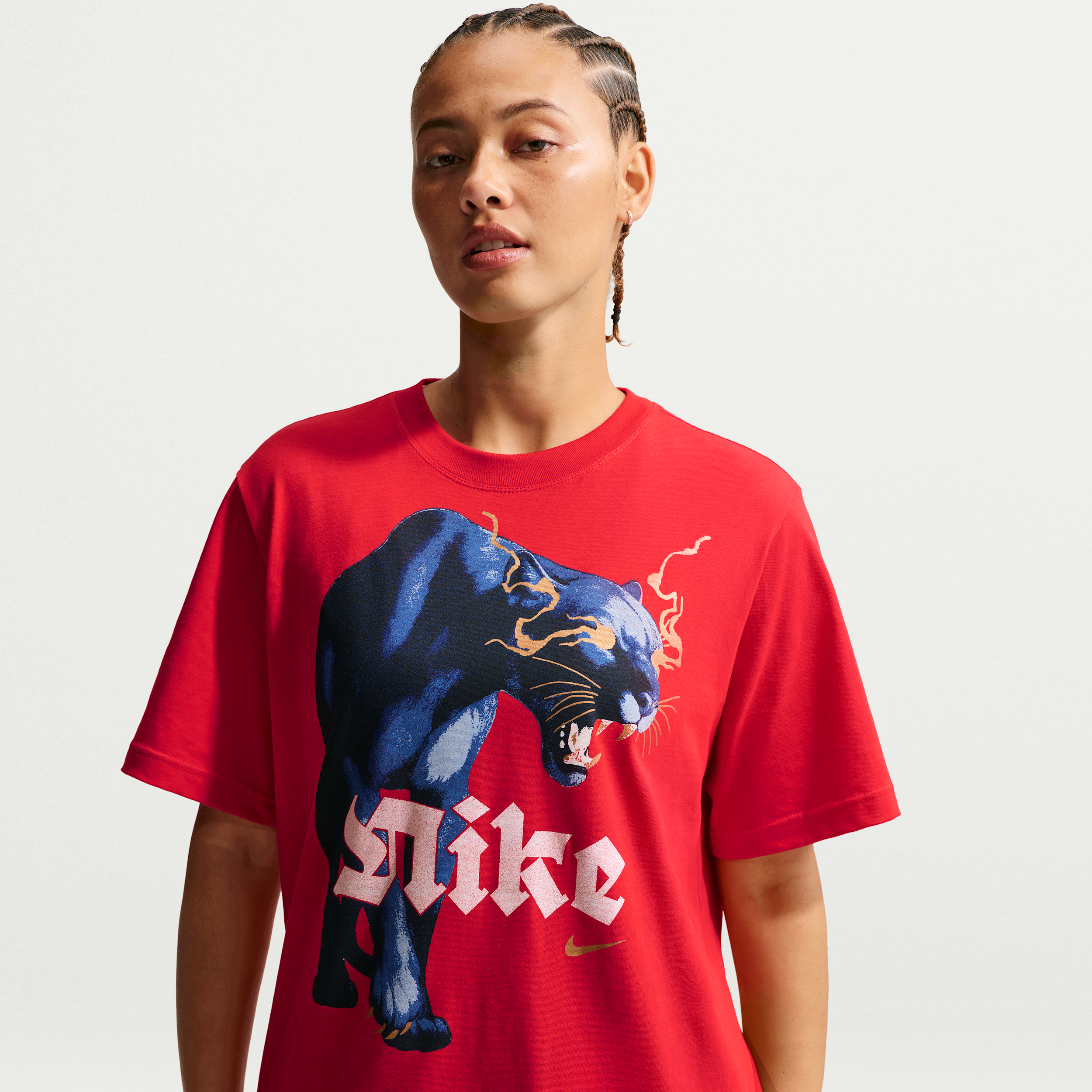 Nike Women's  Sportswear Essentials Loose T-shirt In Red