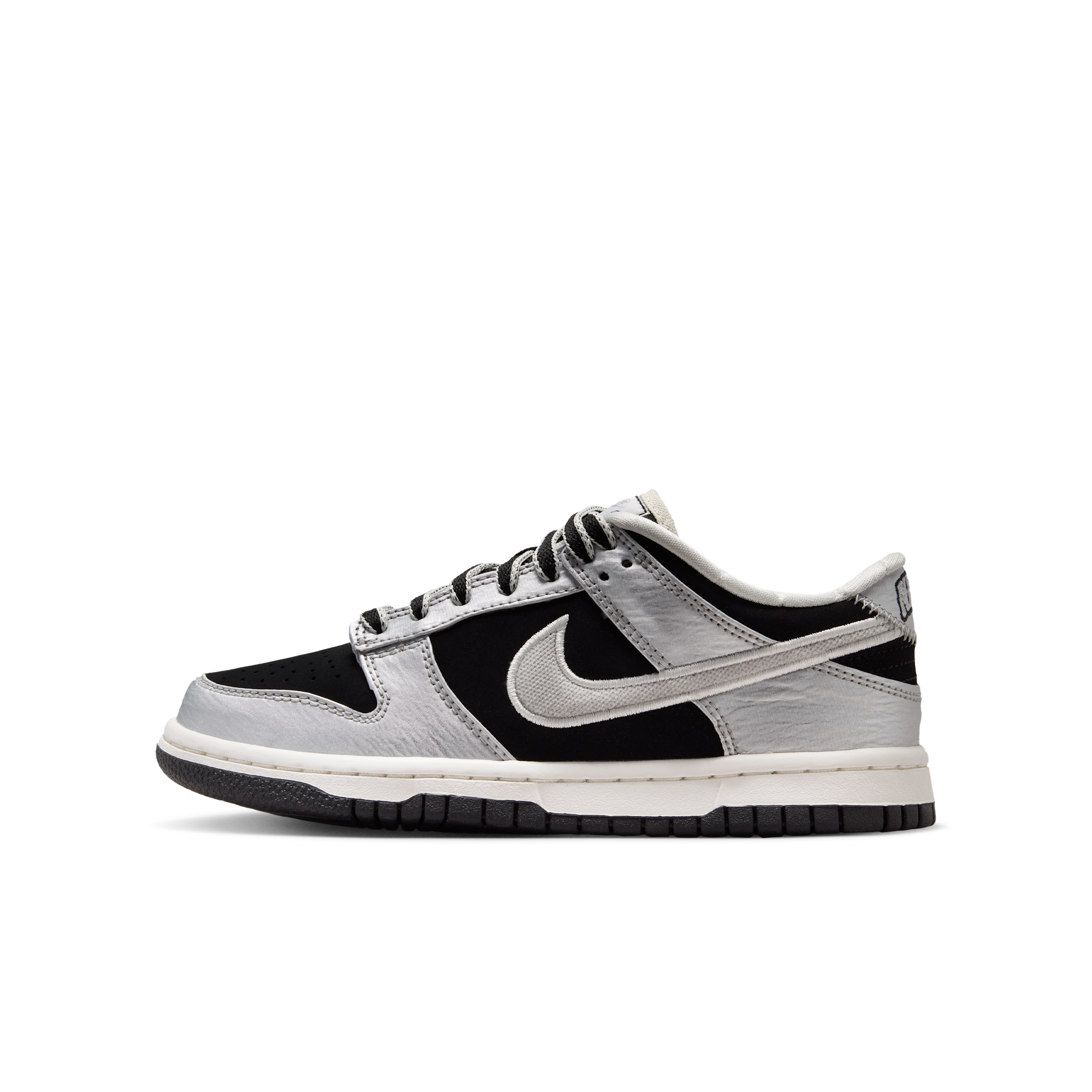 Nike Big Kids Dunk Low LV8 1 Casual Shoes in Silver/Black Size: 7.0