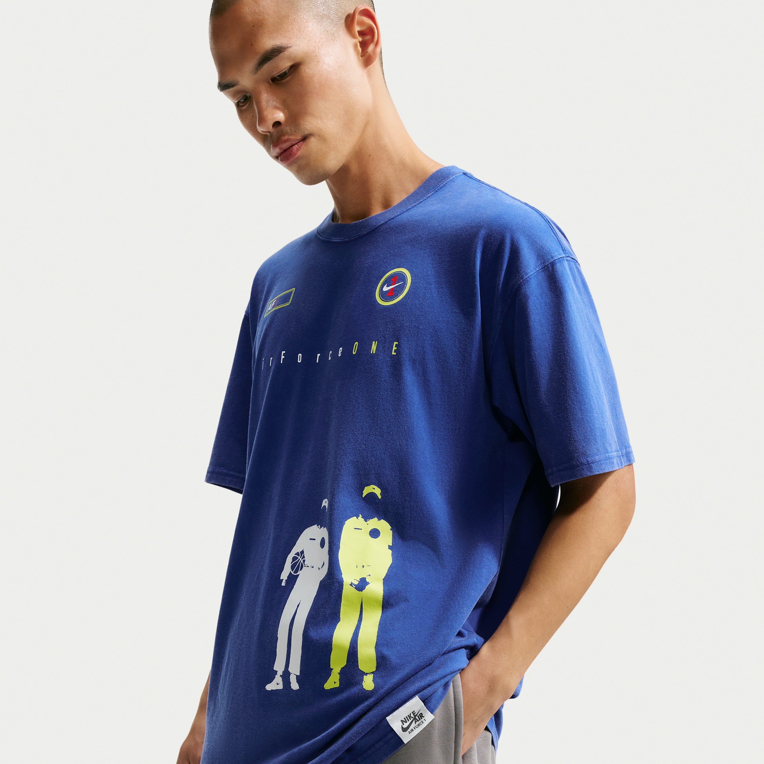 Nike Men's Sportswear Air Force One Graphic T-Shirt, XL, Old Royal