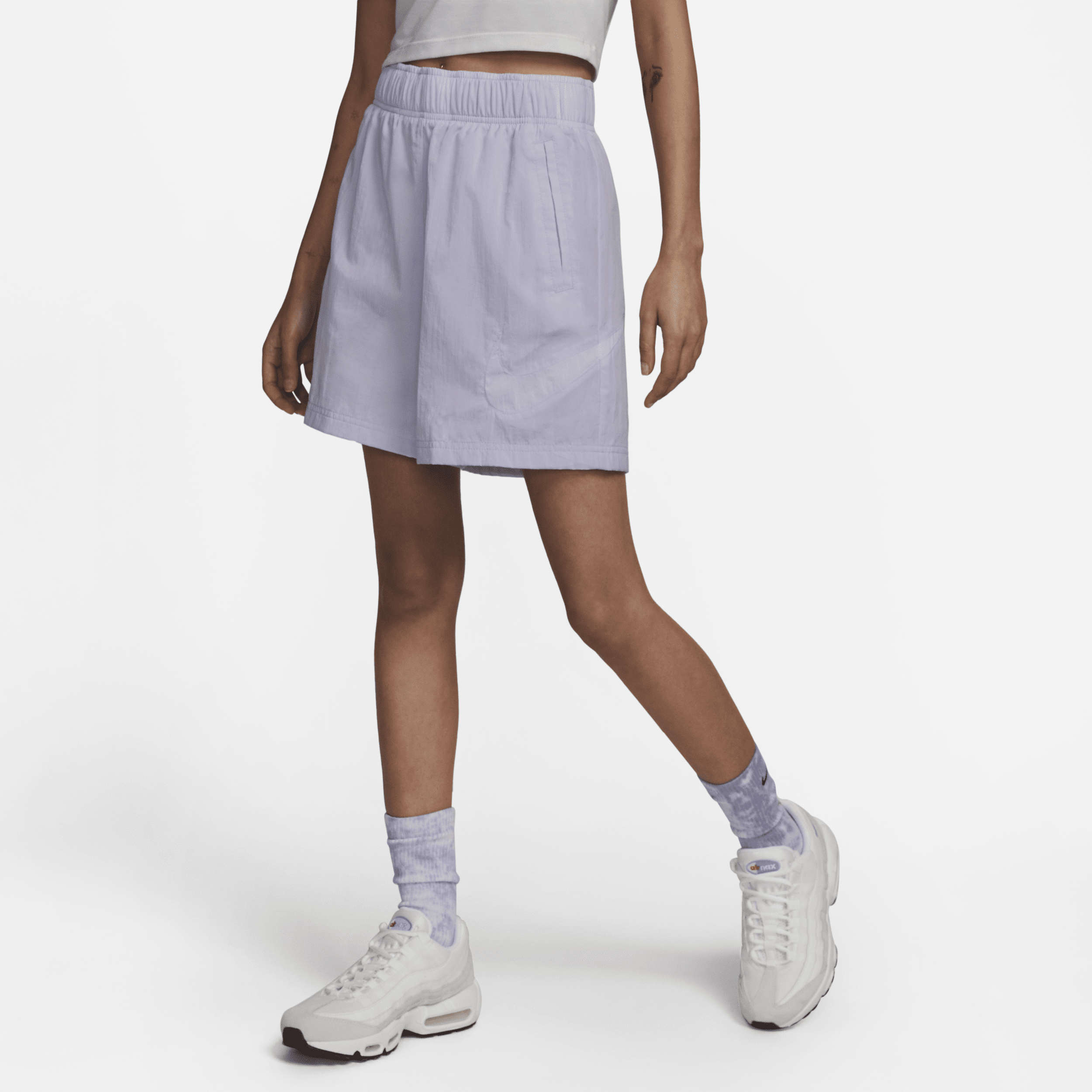 Nike Women's  Sportswear Essential High-rise Woven Shorts In Purple