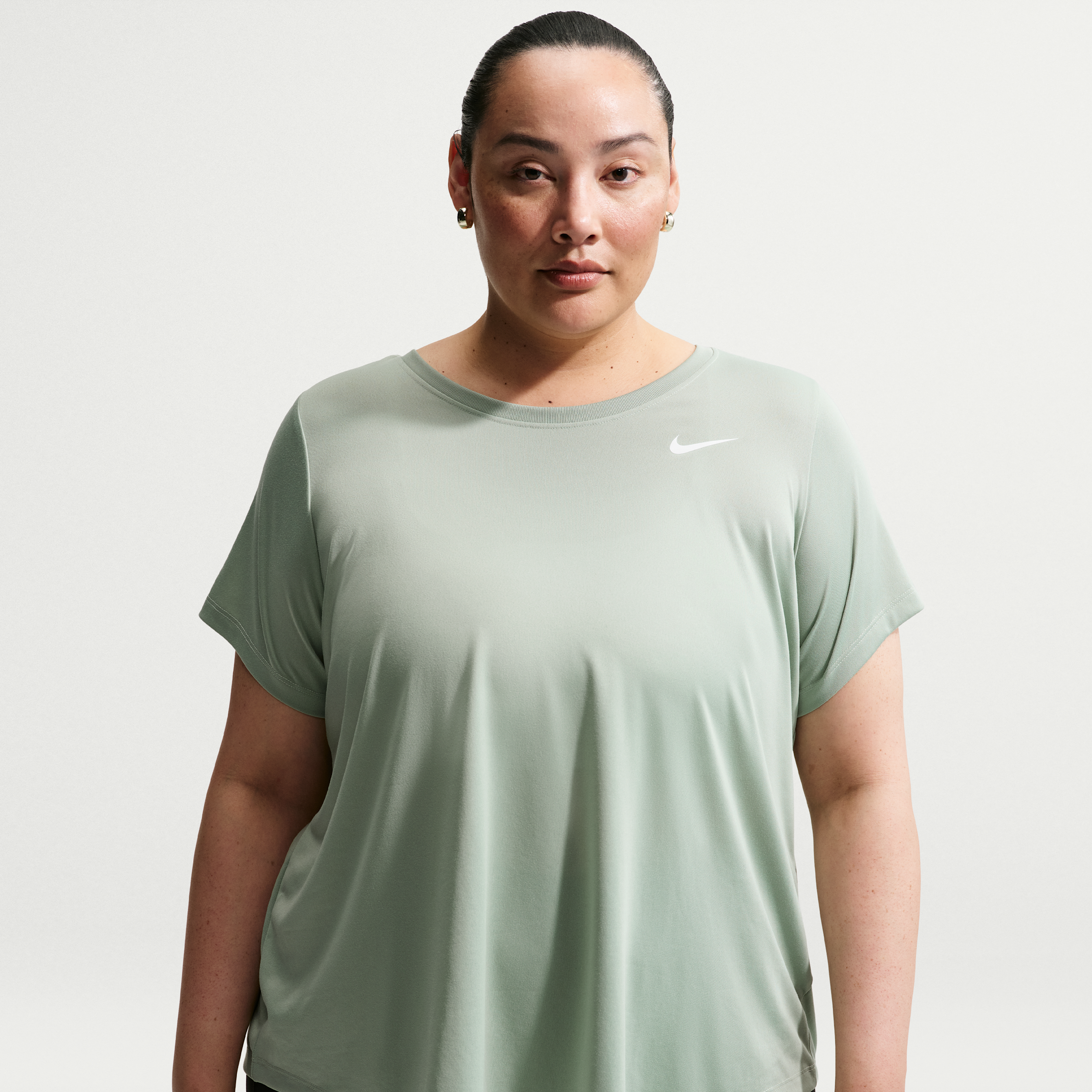 Nike Women's Dri-FIT T-Shirt (Plus Size) in Green | FD0744-008